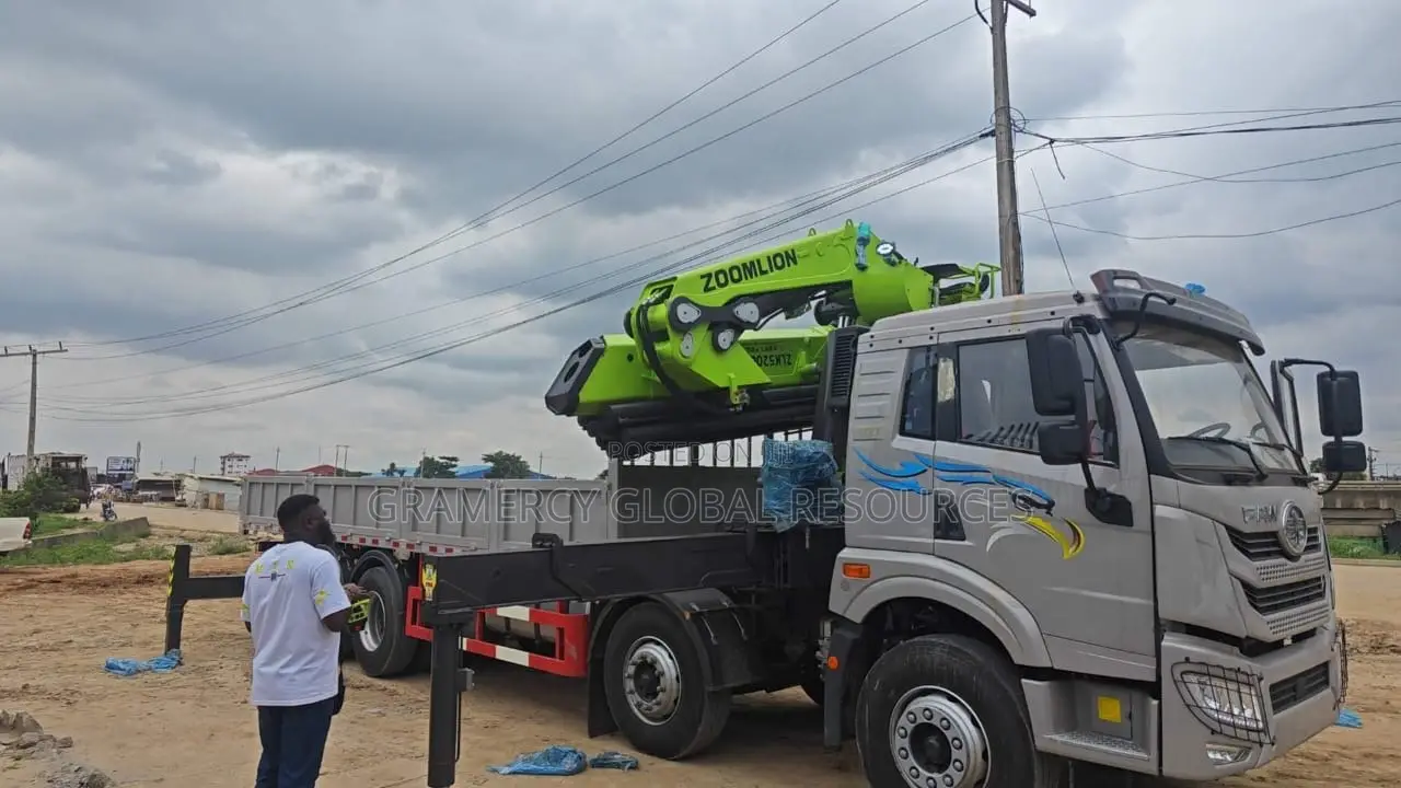 Brand New 20 Tons Heavy Duty Truck Mounted Crane Hiab