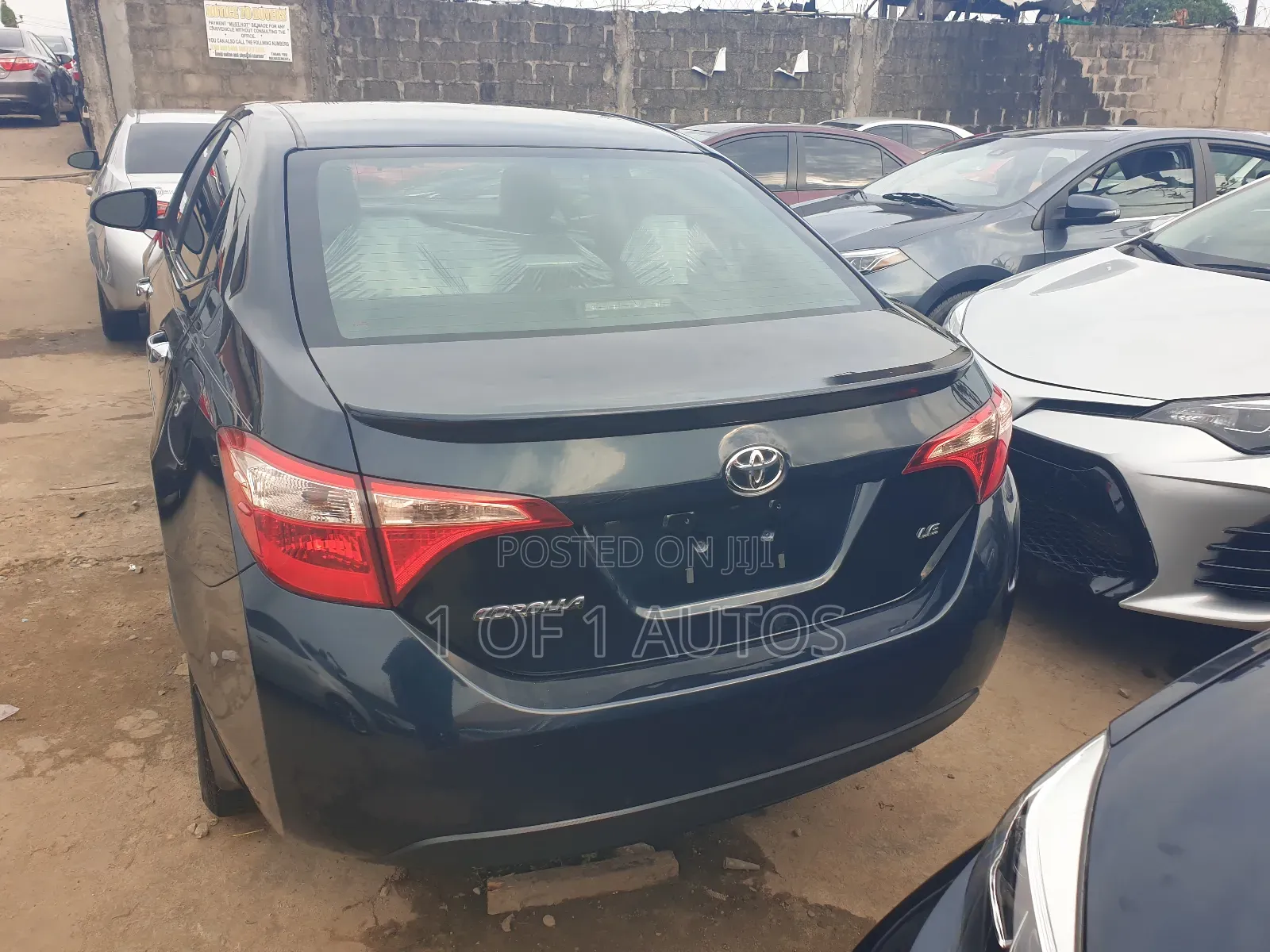 Toyota Corolla LE 4dr Sedan (1.8L 4cyl CVT) 2017 Blue