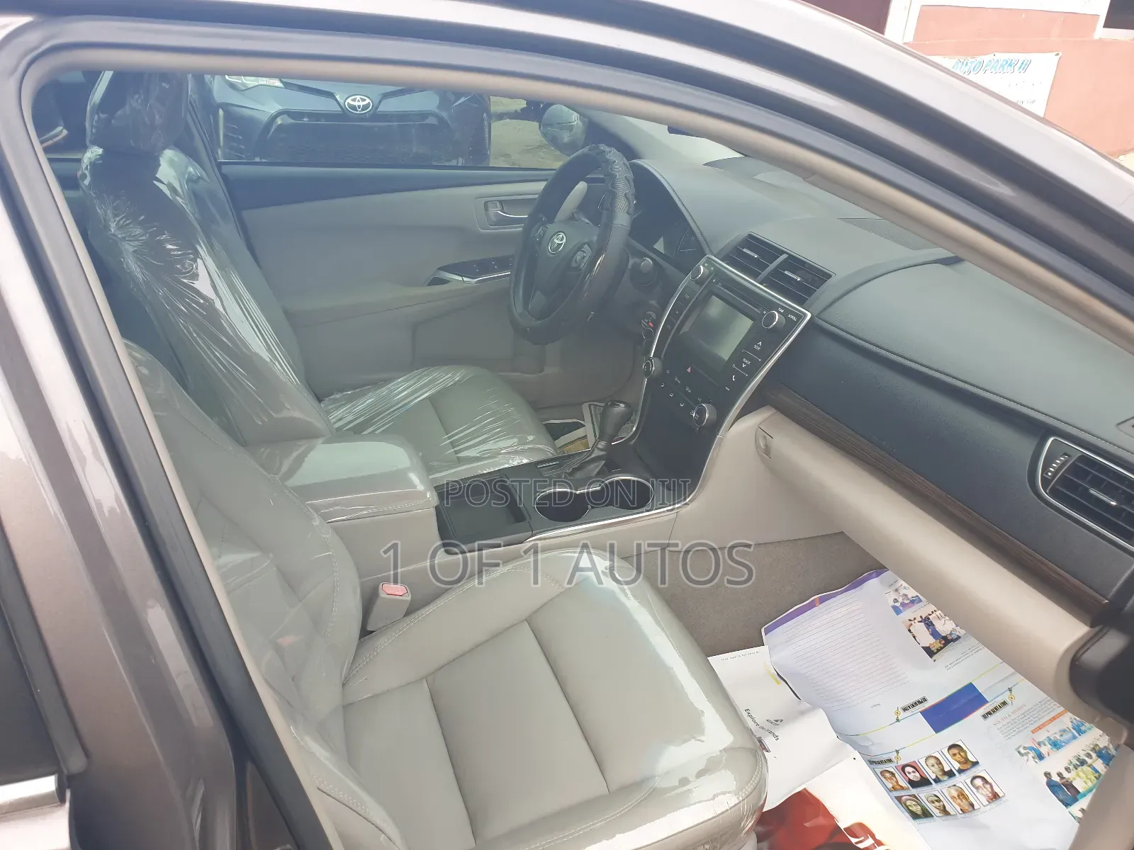 Toyota Camry LE 4dr Sedan (2.5L 4cyl 6A) 2015 Gray