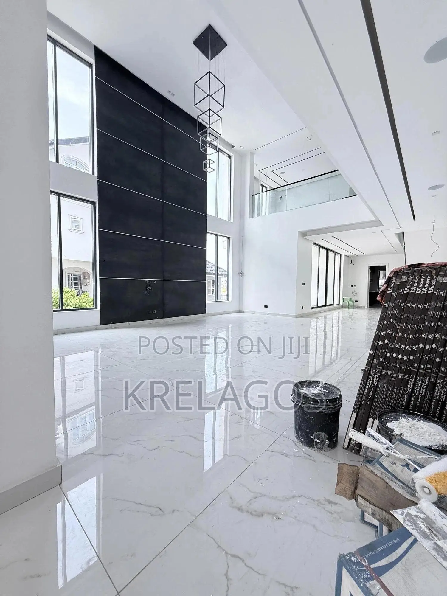 5bdrm Duplex in Cowrie Creek, Ikate for sale