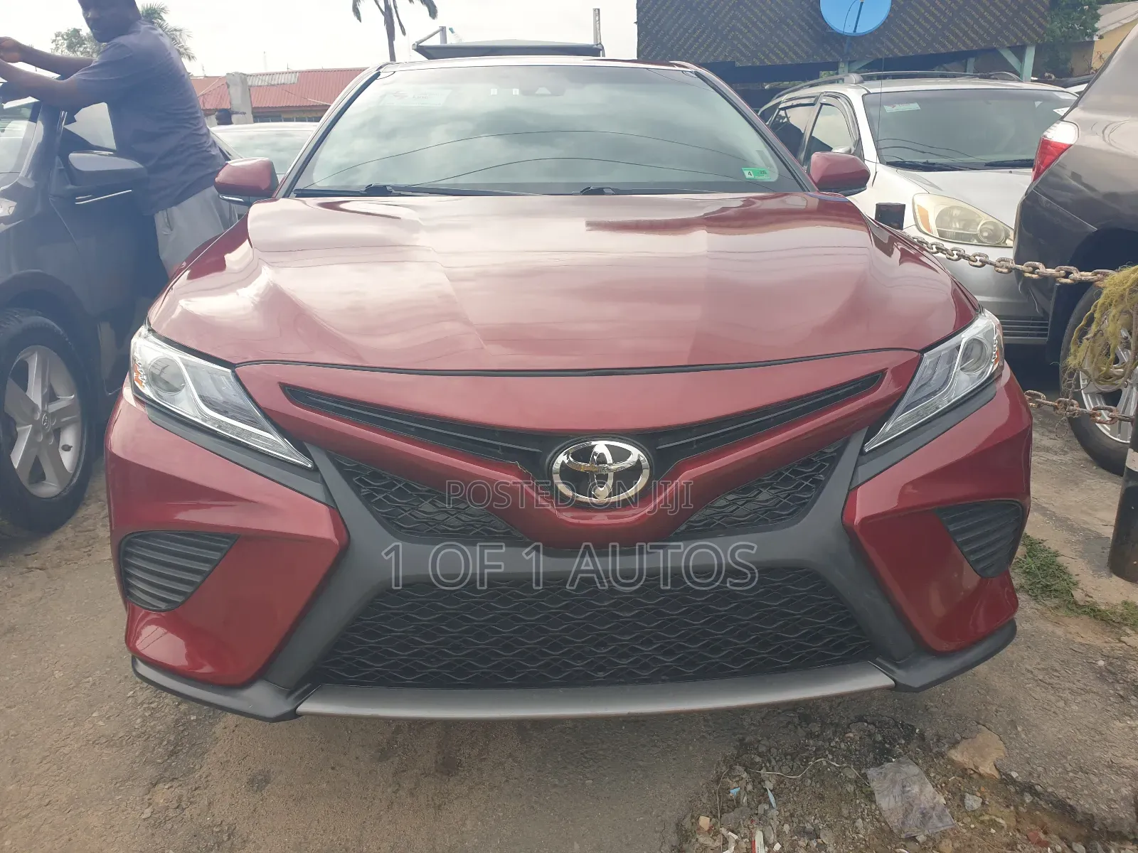 Toyota Camry XLE 2021 Red