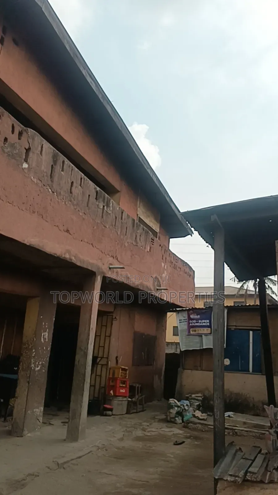 6bdrm House in Mile 12 Kosofe for sale