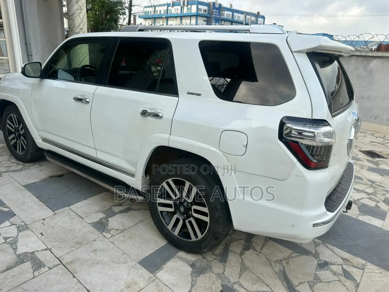 Toyota 4-Runner 2015 White