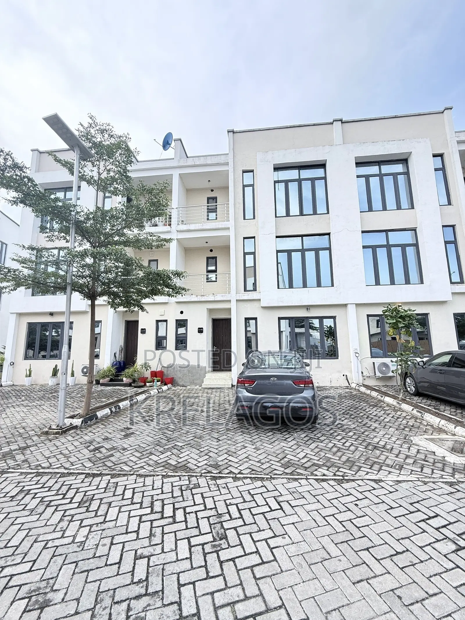 4bdrm Duplex in Ikate for sale