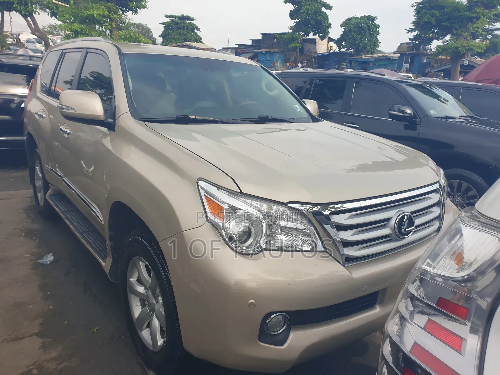 Lexus GX 460 Premium 2012 Gold