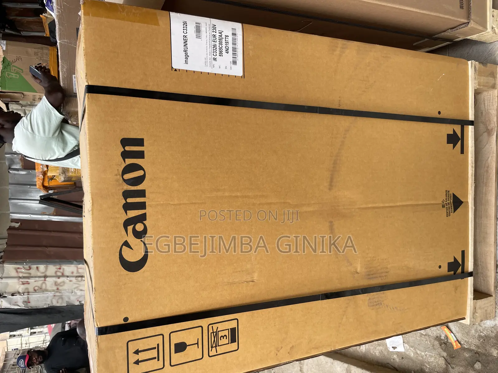Canon Imagerunner C3326i