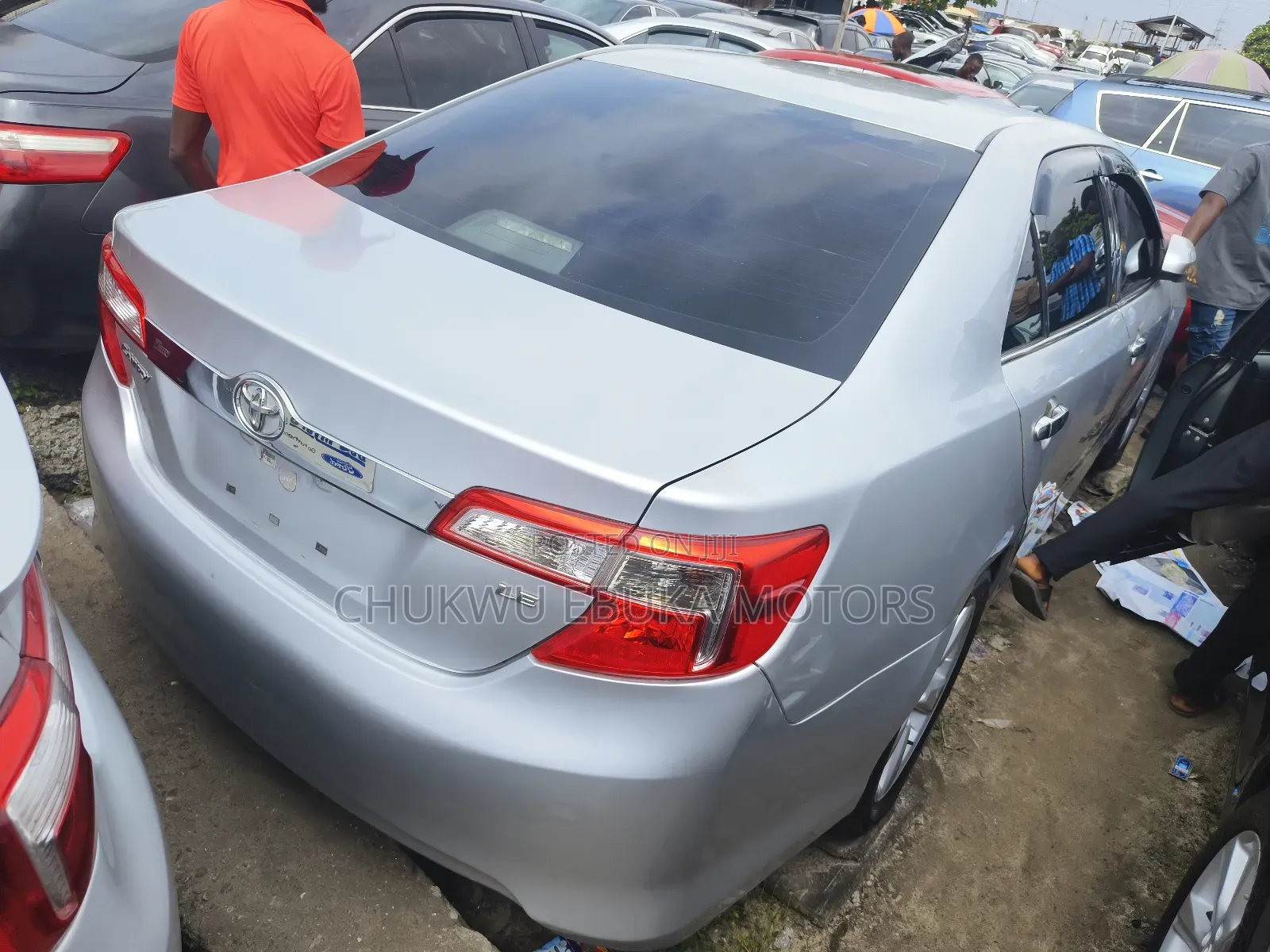 Toyota Camry LE 4dr Sedan (2.5L 4cyl 6A) 2012 Silver