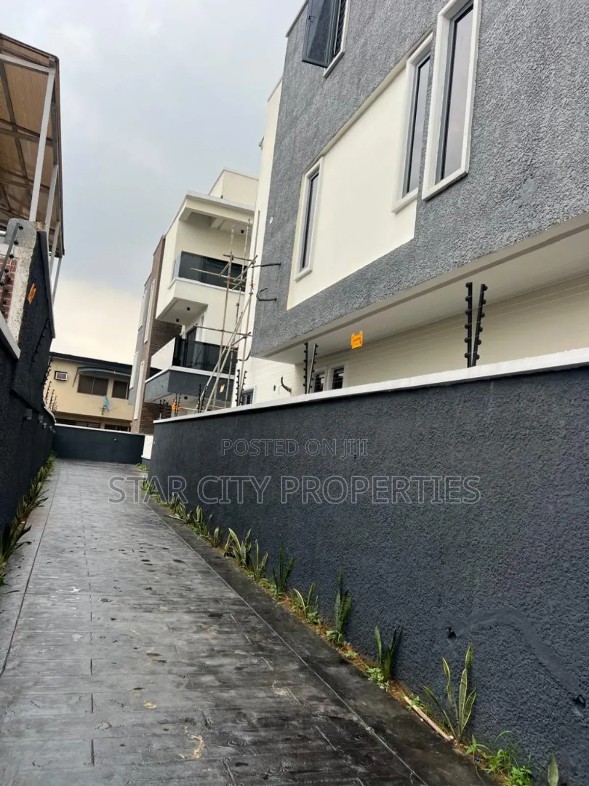 5bdrm Duplex in Ikeja, Adeniyi Jones for sale