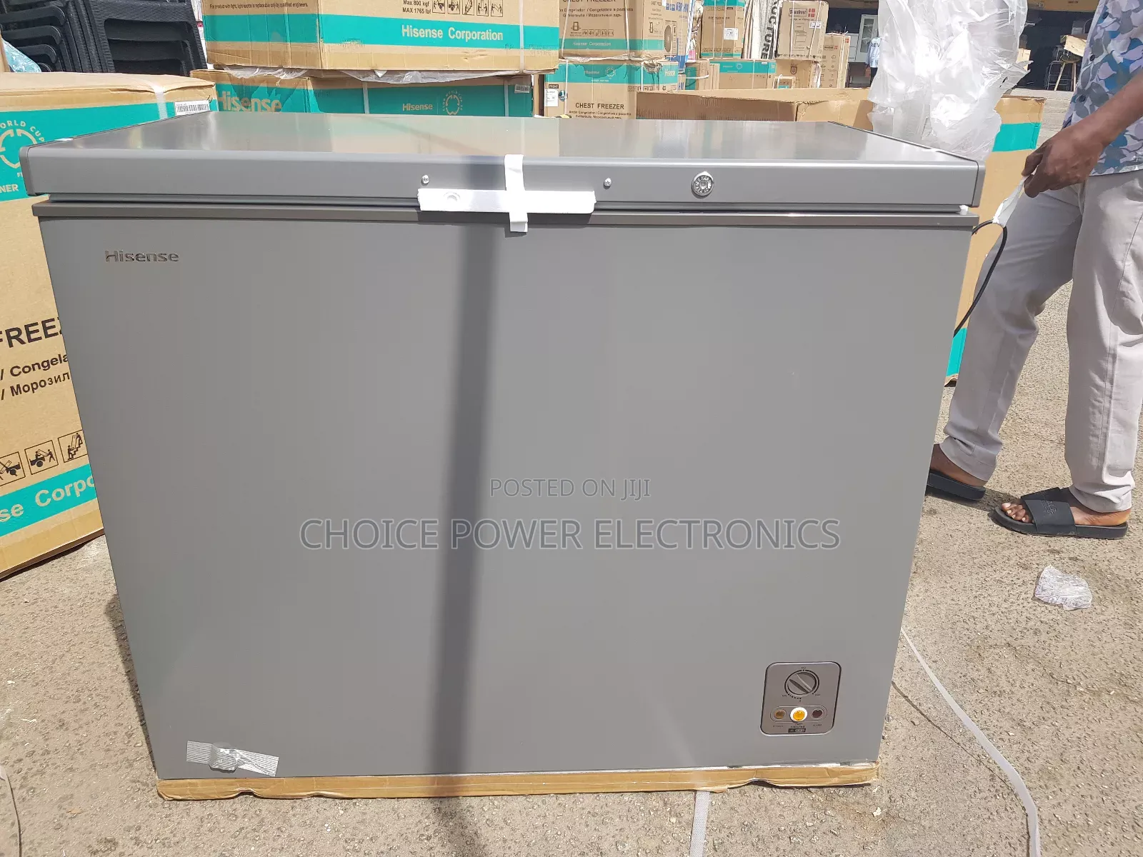Brand New Hisense Deep Freezer Sh340fc. 250liters