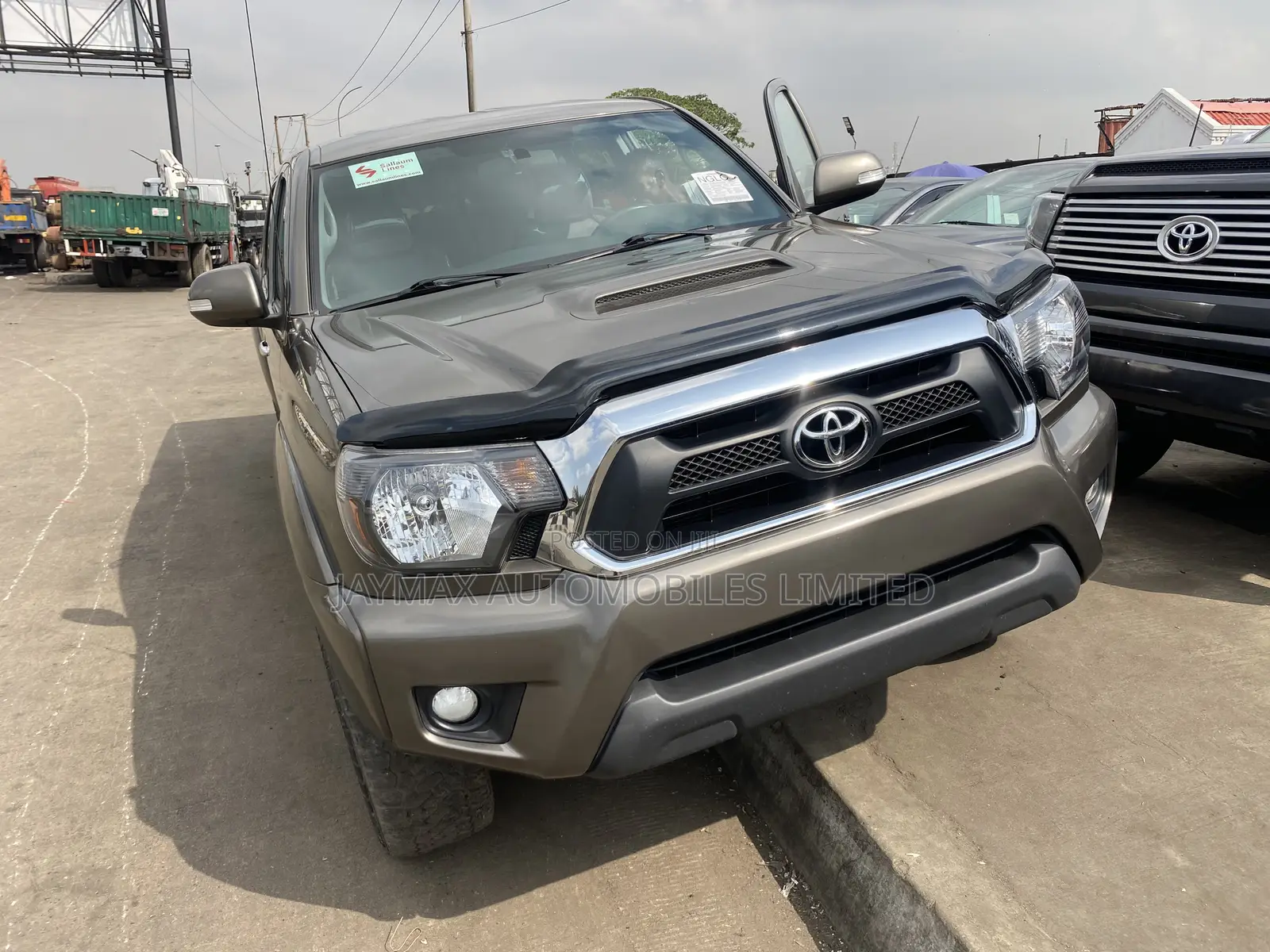 Toyota Tacoma 2014 Gold