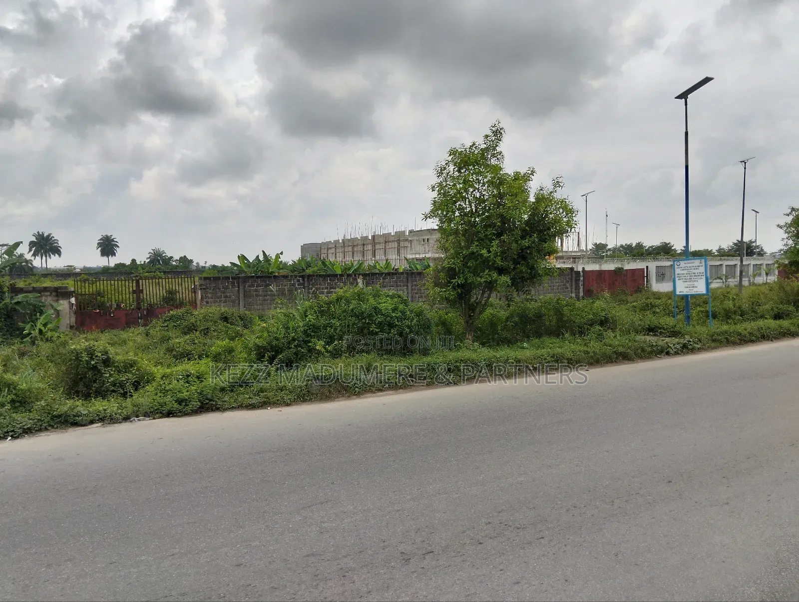For Sale : Fenced Cofo 16 Plots Obirikwere New Airport , Ph
