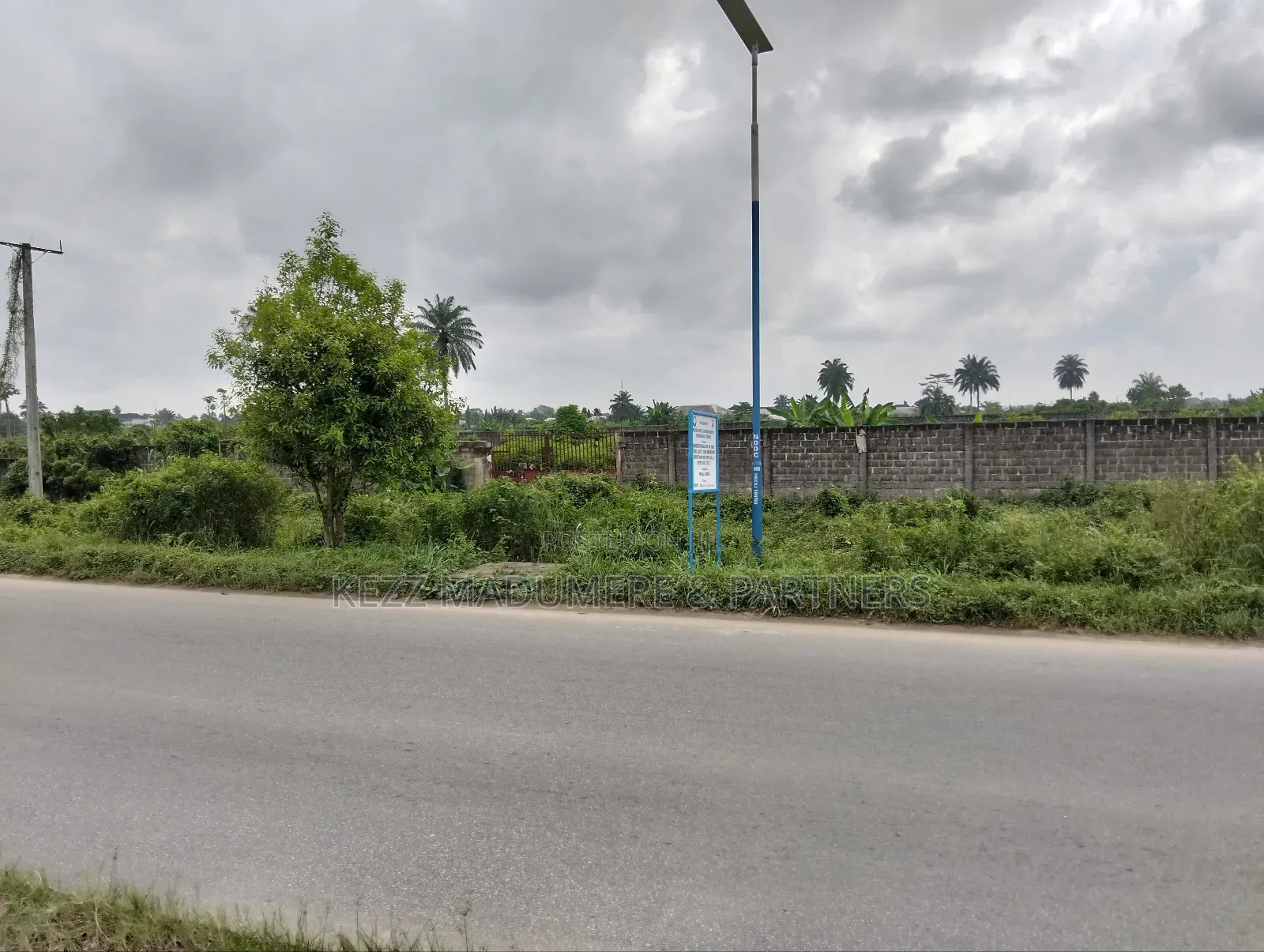 For Sale : Fenced Cofo 16 Plots Obirikwere New Airport , Ph