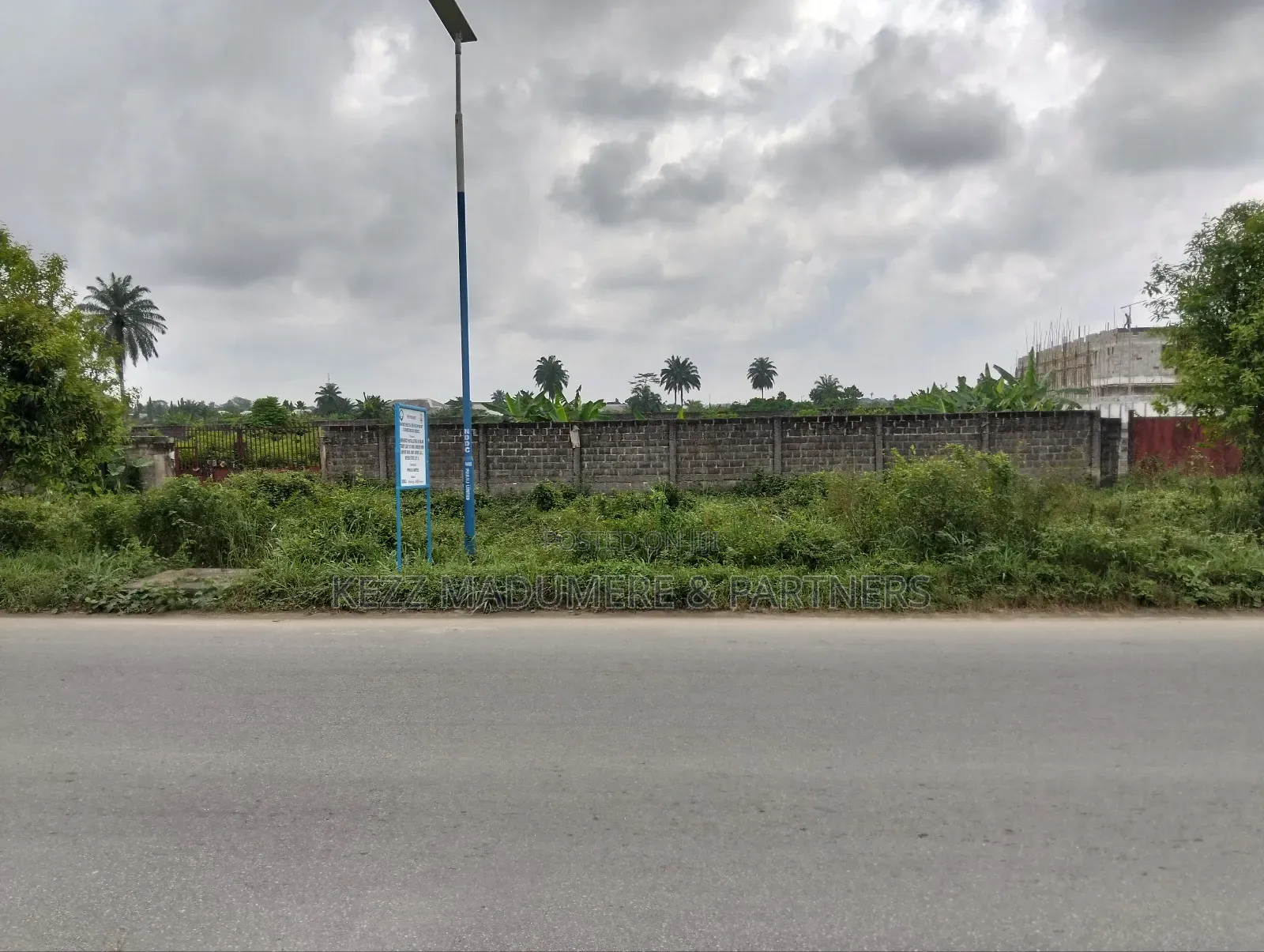 For Sale : Fenced Cofo 16 Plots Obirikwere New Airport , Ph