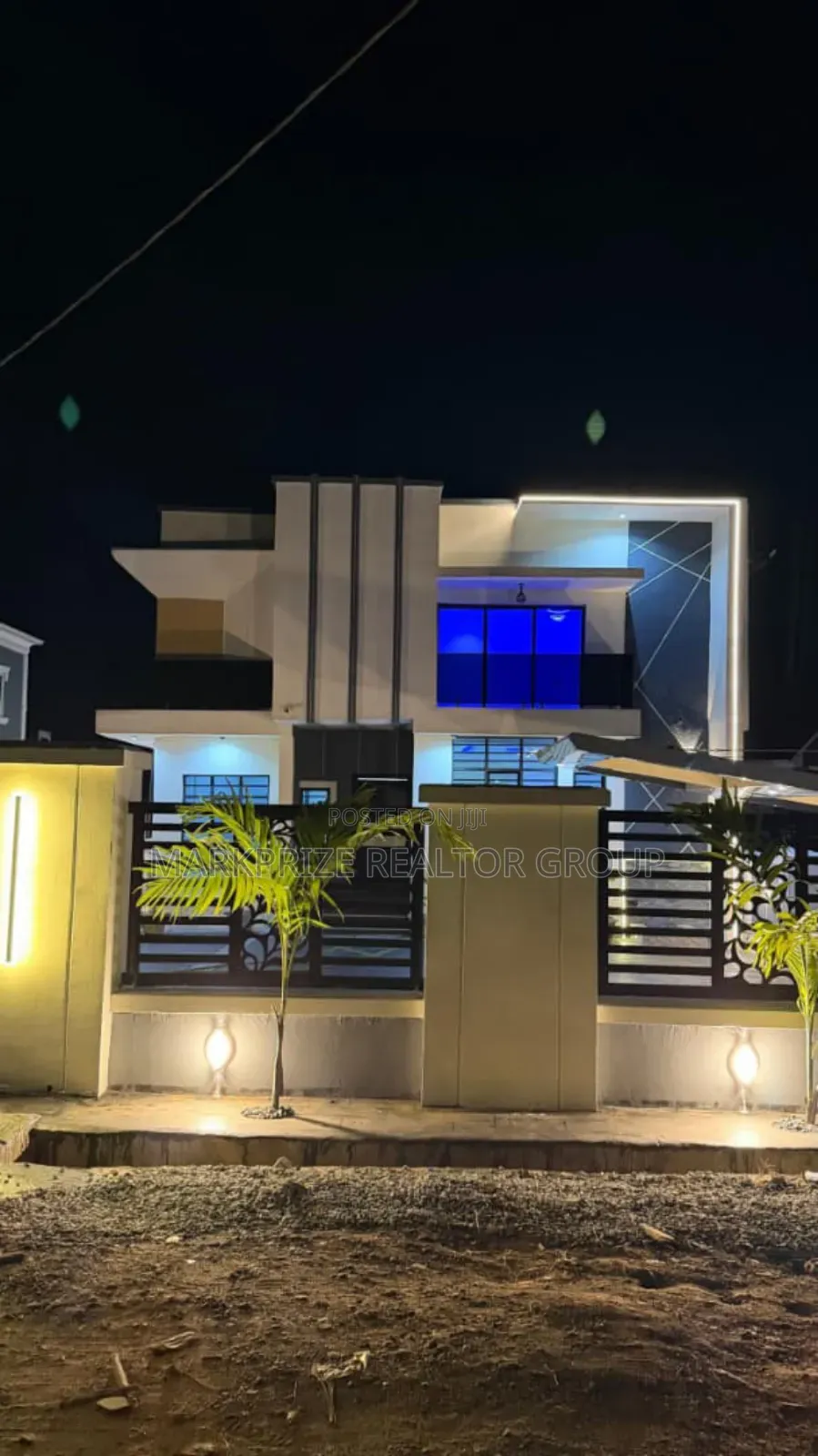 4bdrm Mansion in Akobo for sale