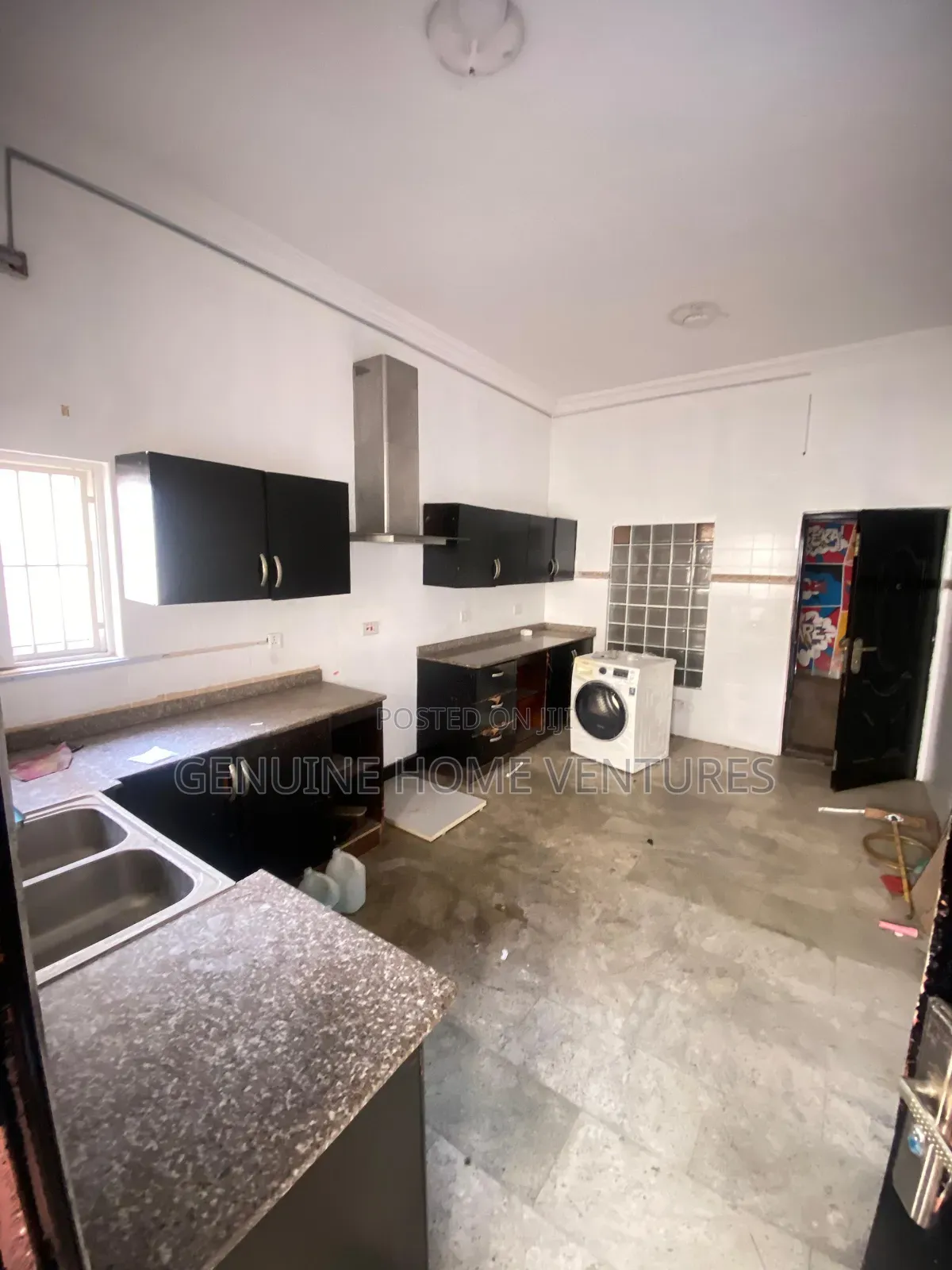 4bdrm Duplex in Lekki Phase One for rent