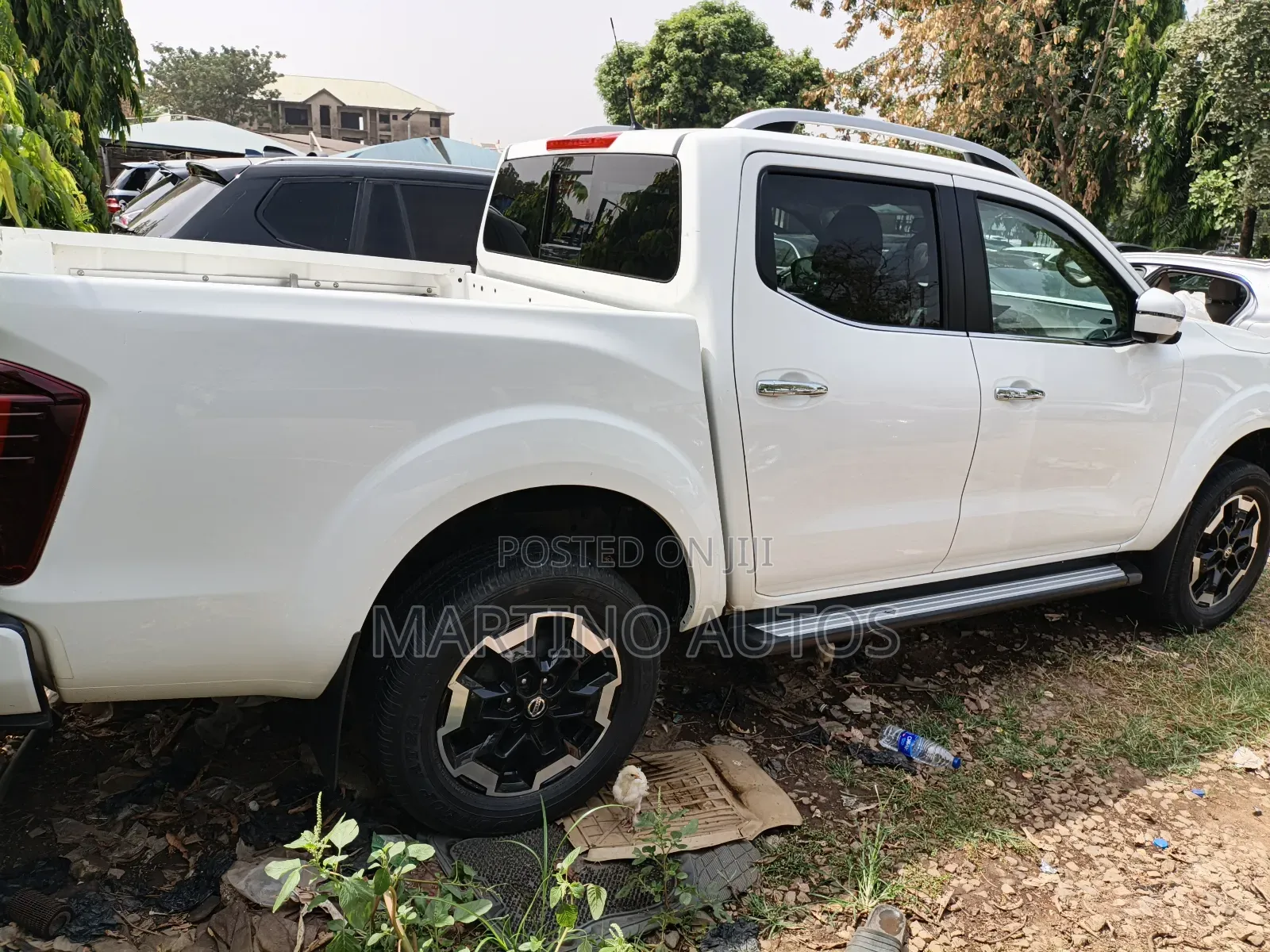 New Nissan Navara 2025 White