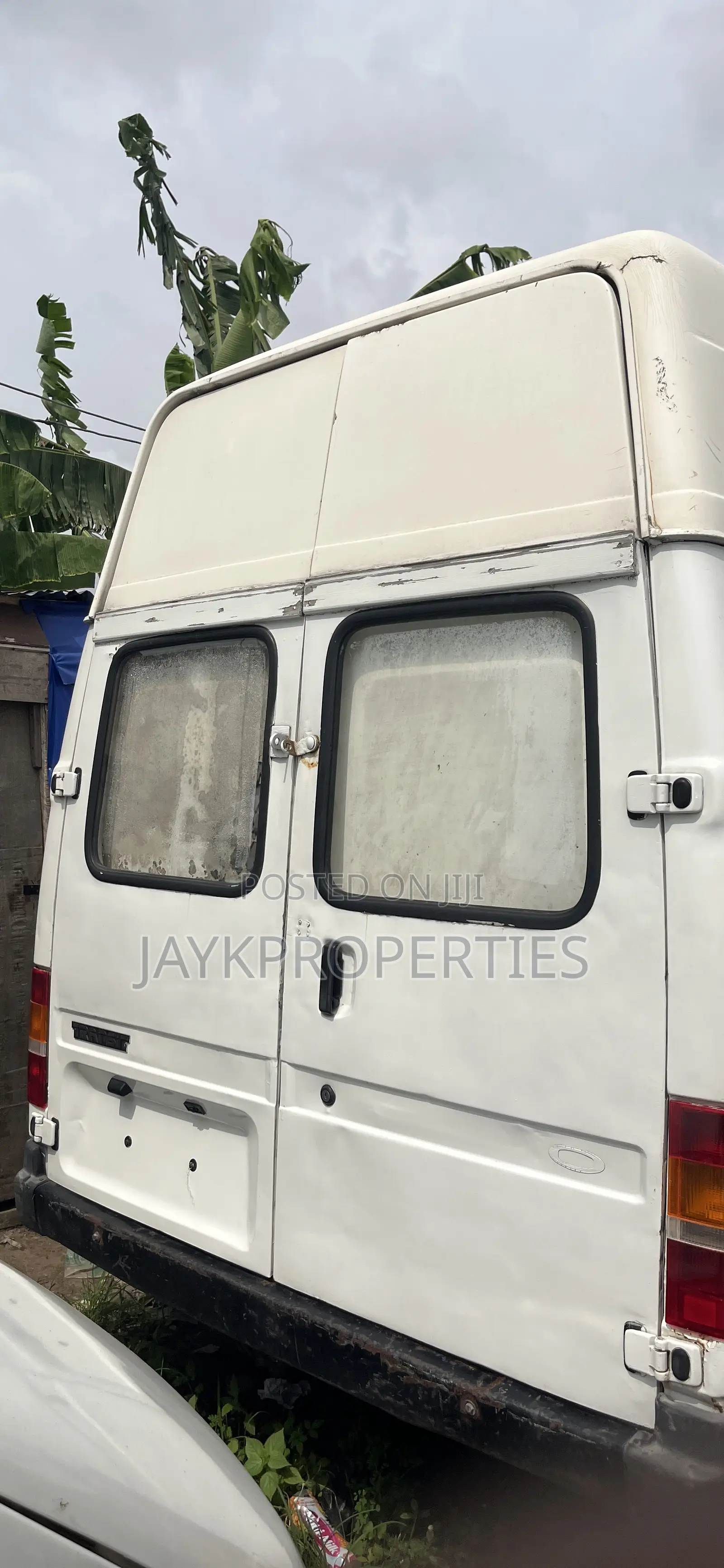 Ford Transit 1990 White
