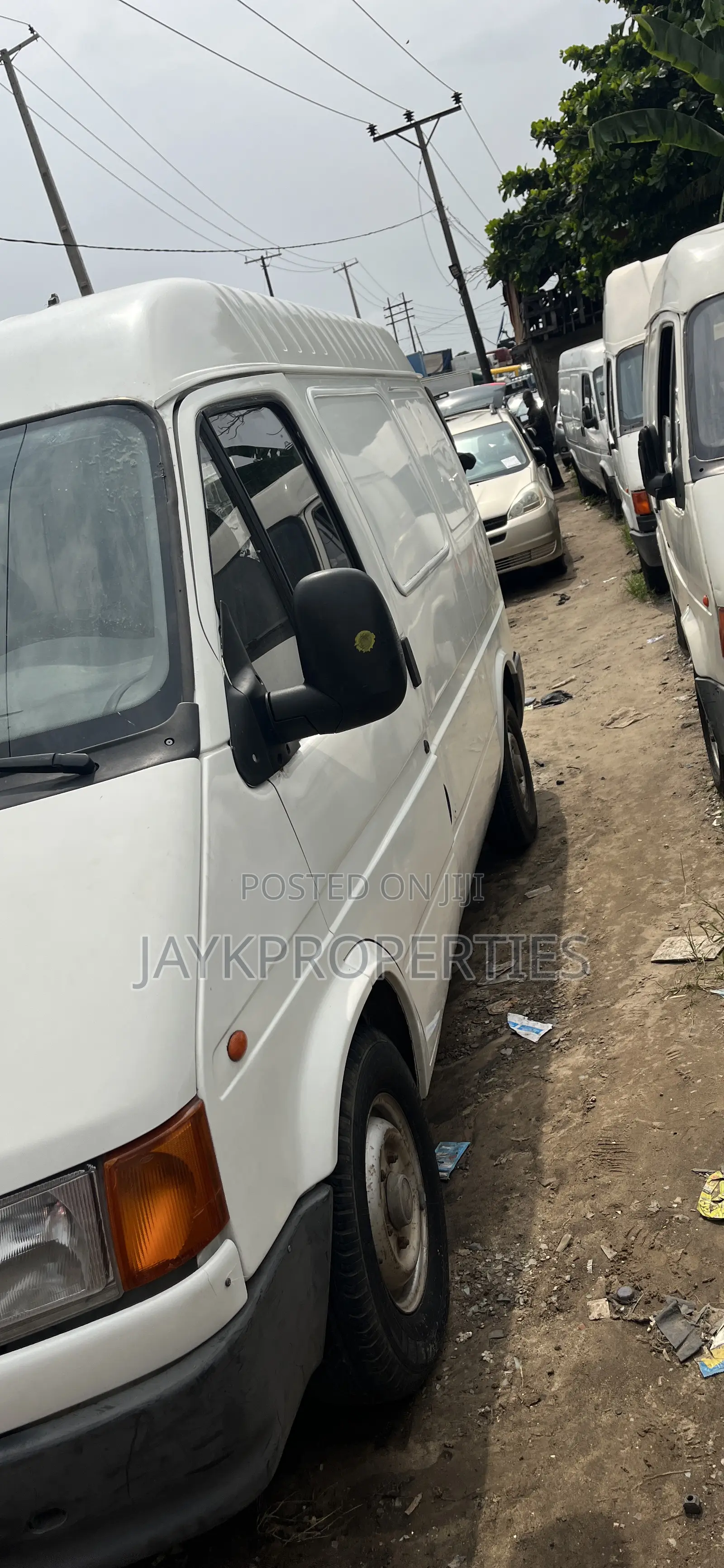 Ford Transit 1984 White