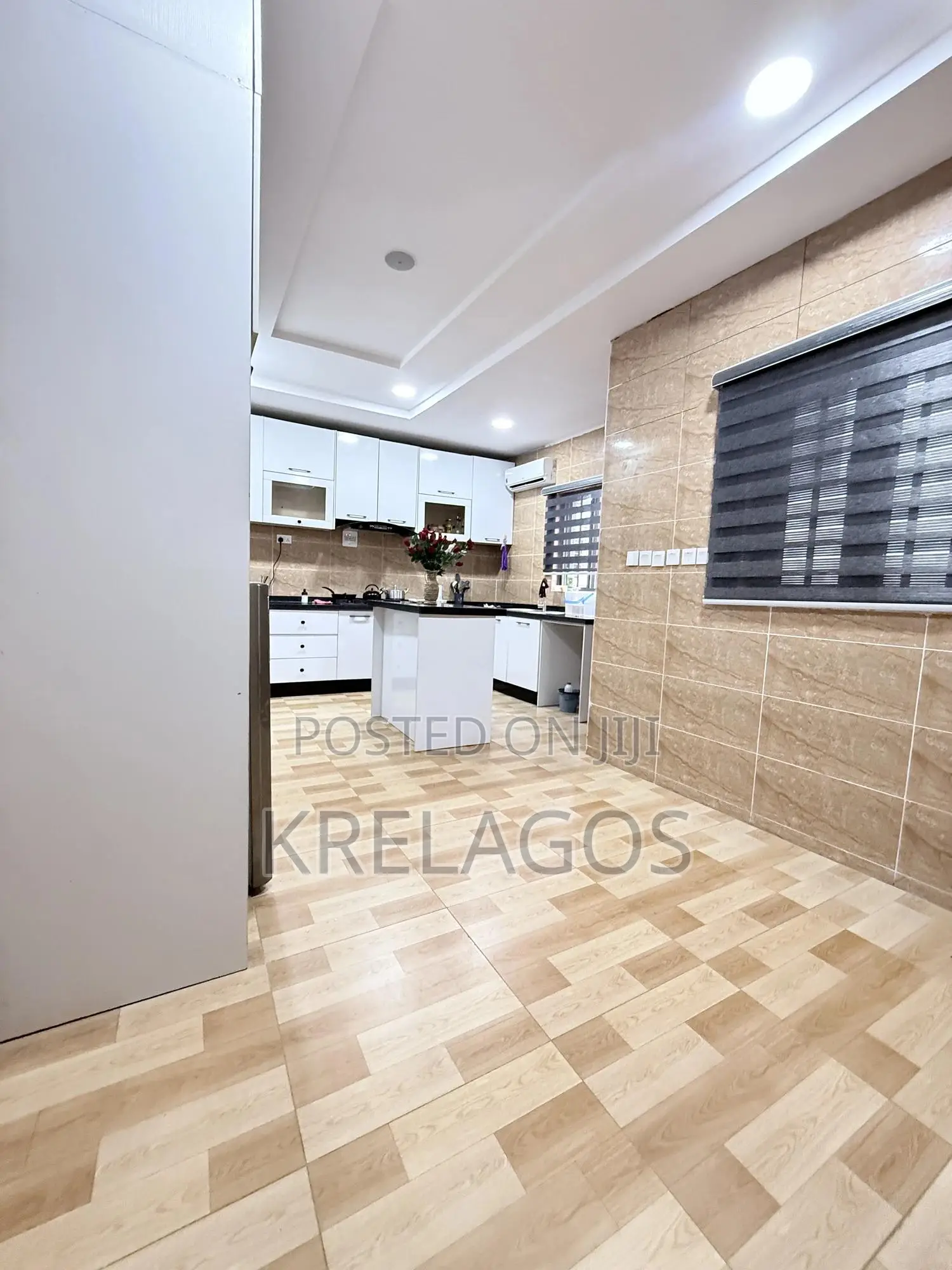 4bdrm Duplex in Ikate for sale
