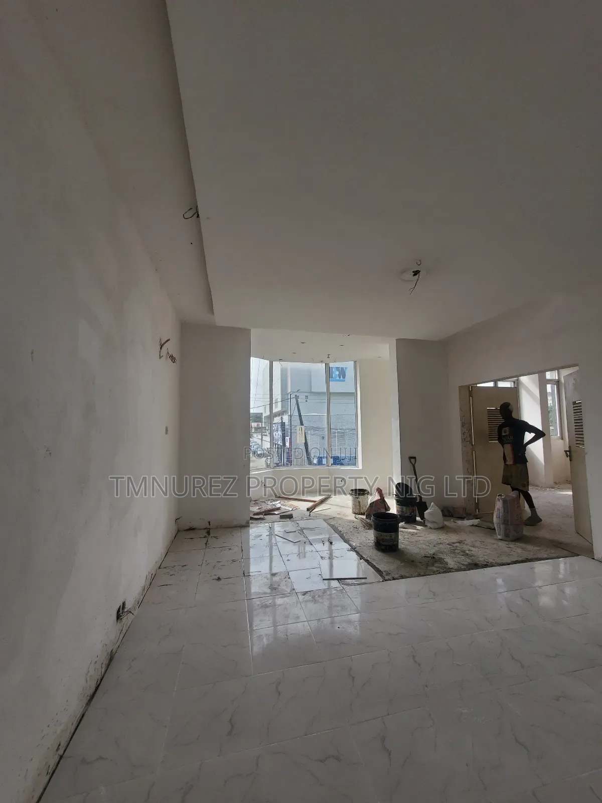 Comercial Space at Vi for Rent