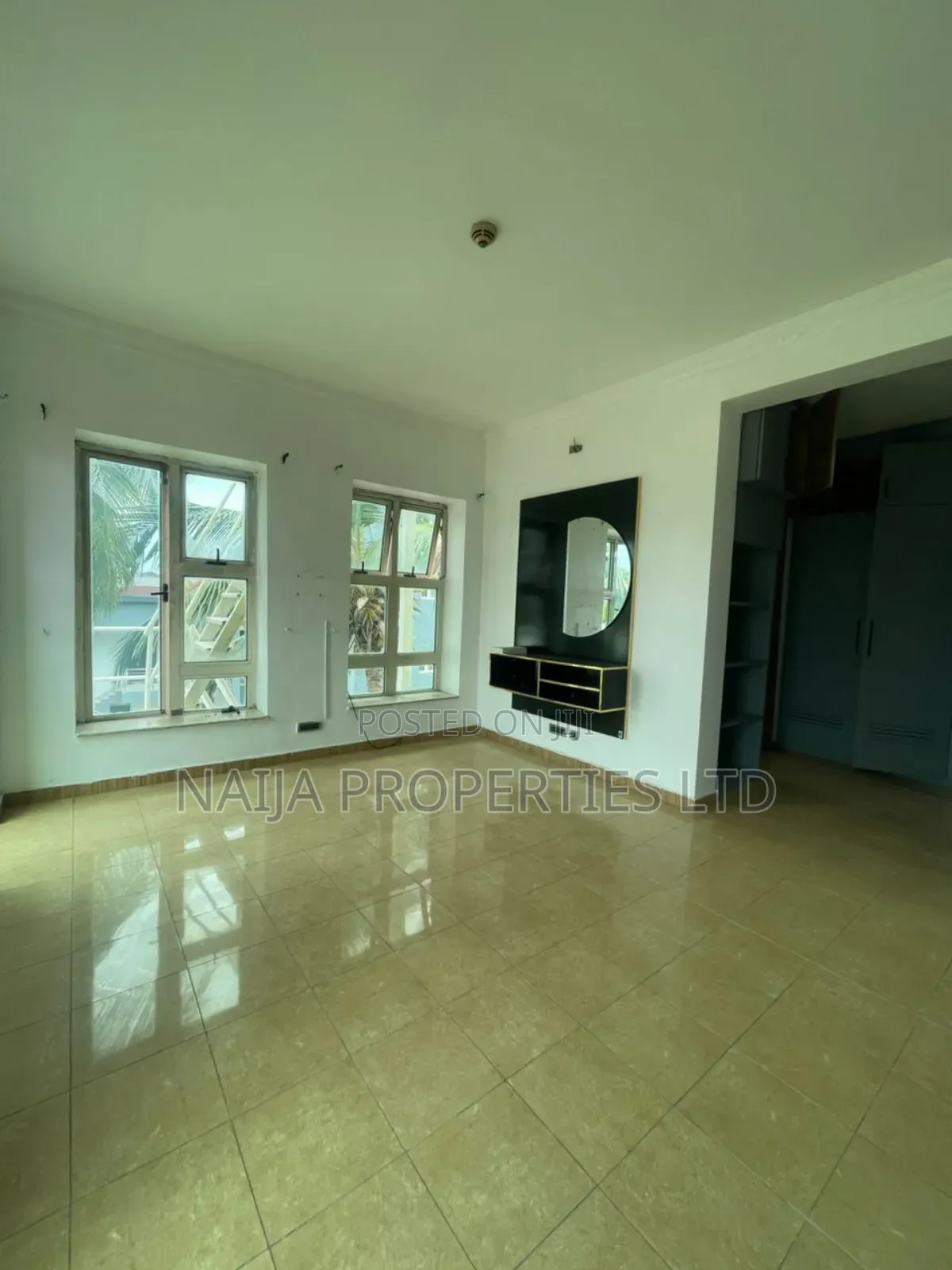2bdrm Block of Flats in Oniru Estate, Victoria Island for sale