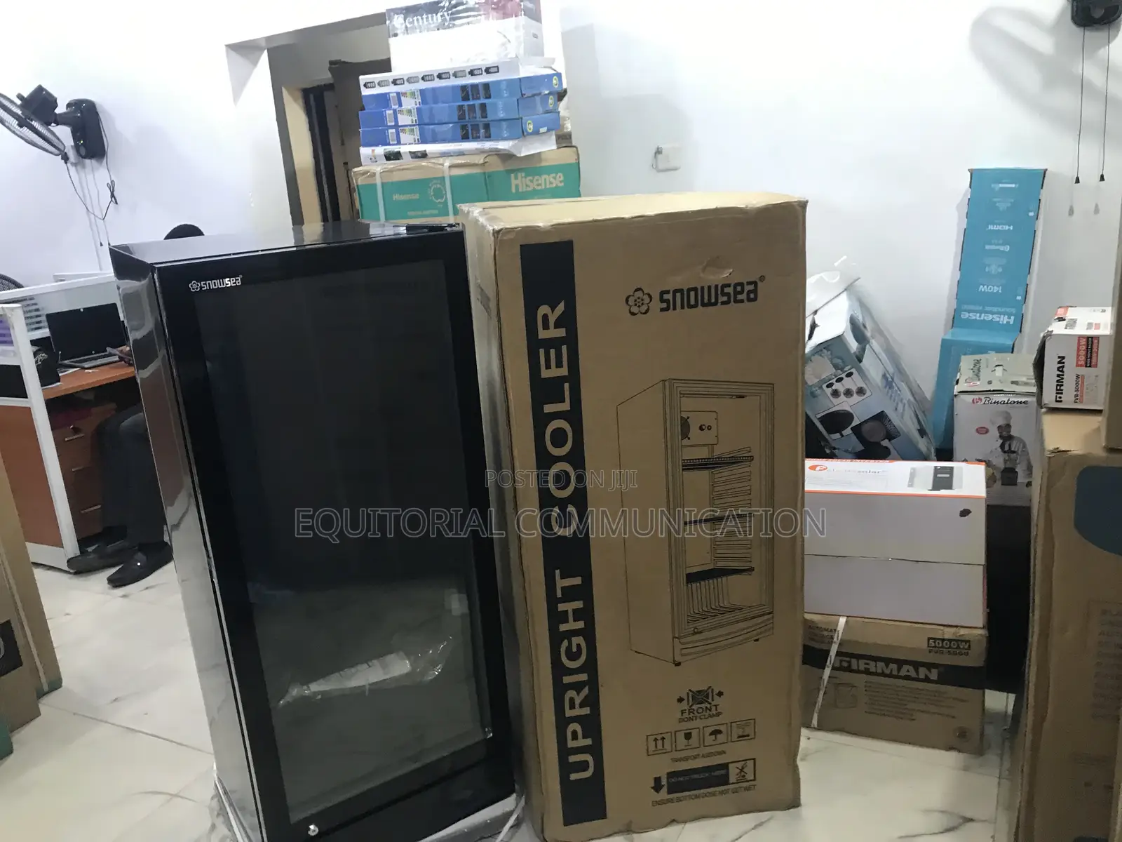 Snowsea Lc-270w Business Drink Merchandising Cooler