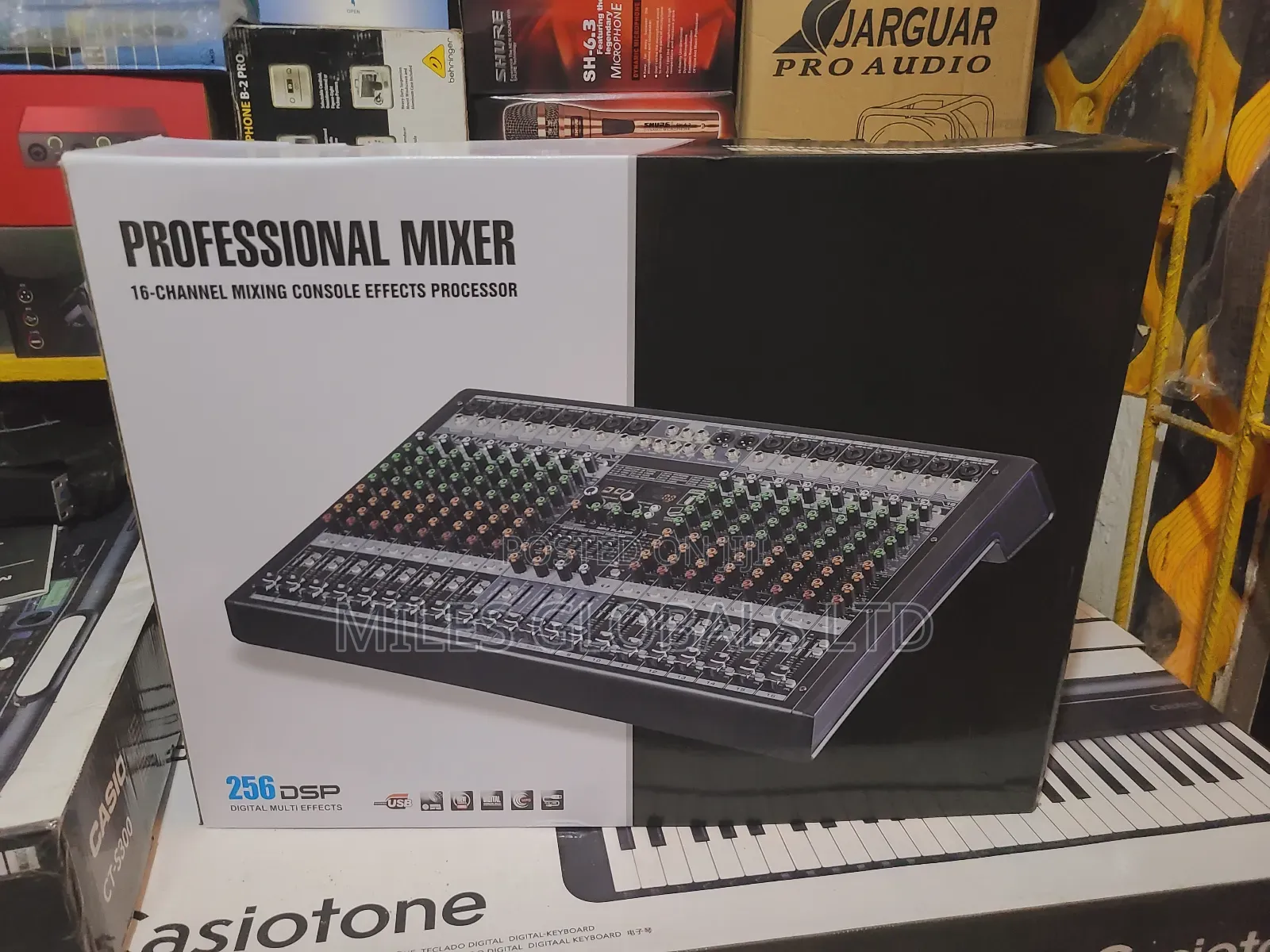 Yamaha 16channel Mixer