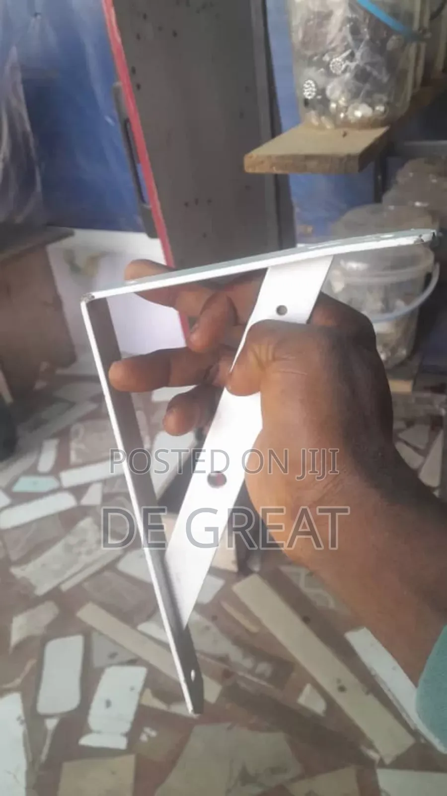 Adjustable Bracket