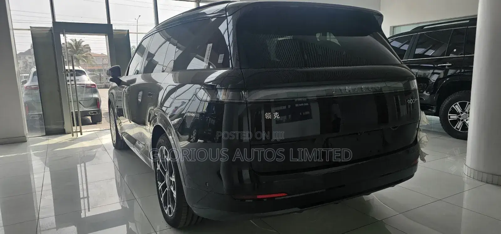 New Lynk & Co 900 2025 Black