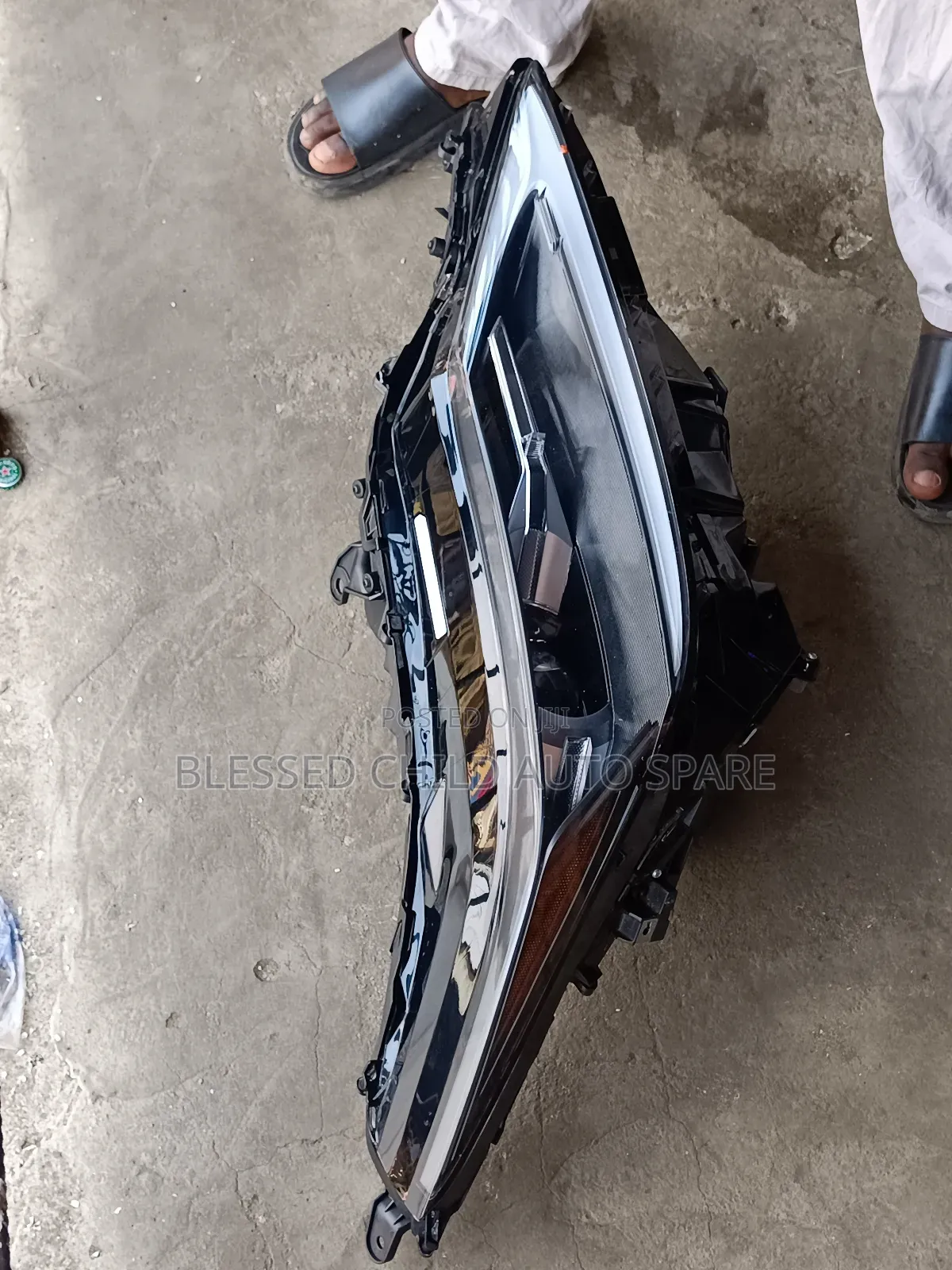 Right Headlamp Lexus Rx 350 2021-2023 Charger Type