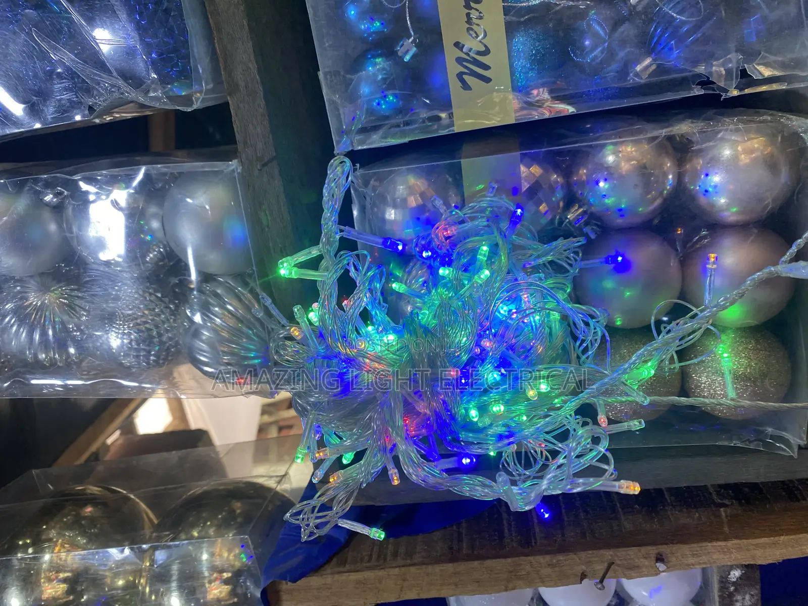Christmas Lights by 200 Bulbs