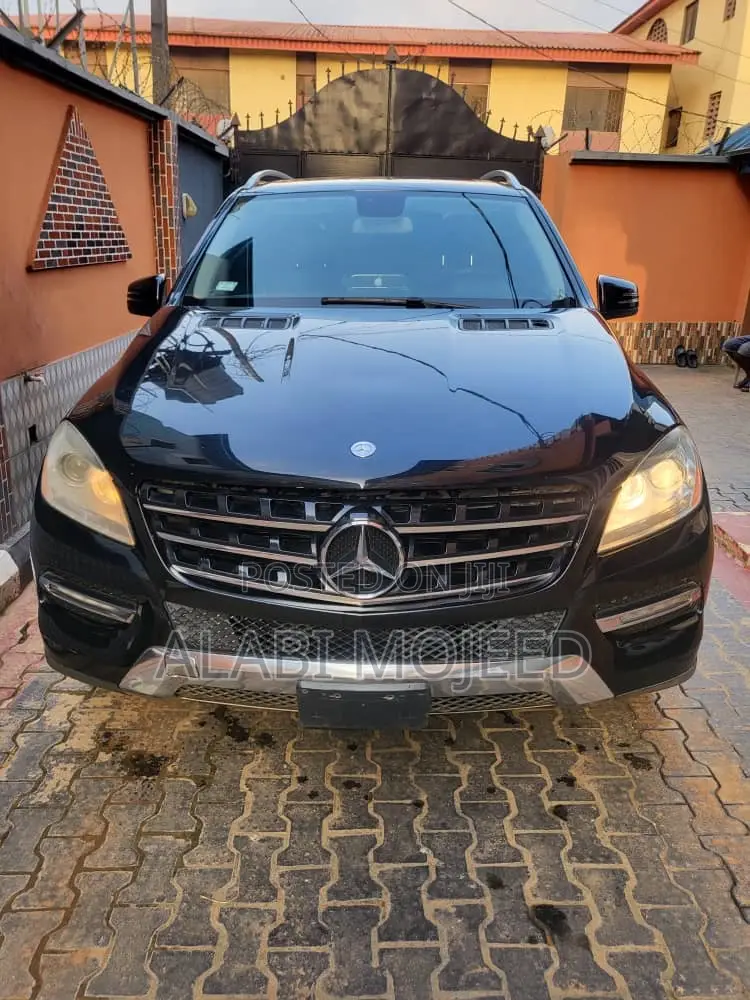 Mercedes-Benz M Class ML350 4MATIC 4dr SUV AWD (3.5L 6cyl 7A) 2014