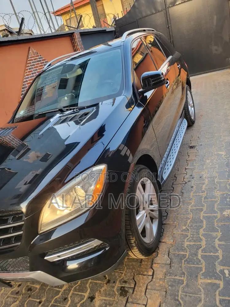 Mercedes-Benz M Class ML350 4MATIC 4dr SUV AWD (3.5L 6cyl 7A) 2014