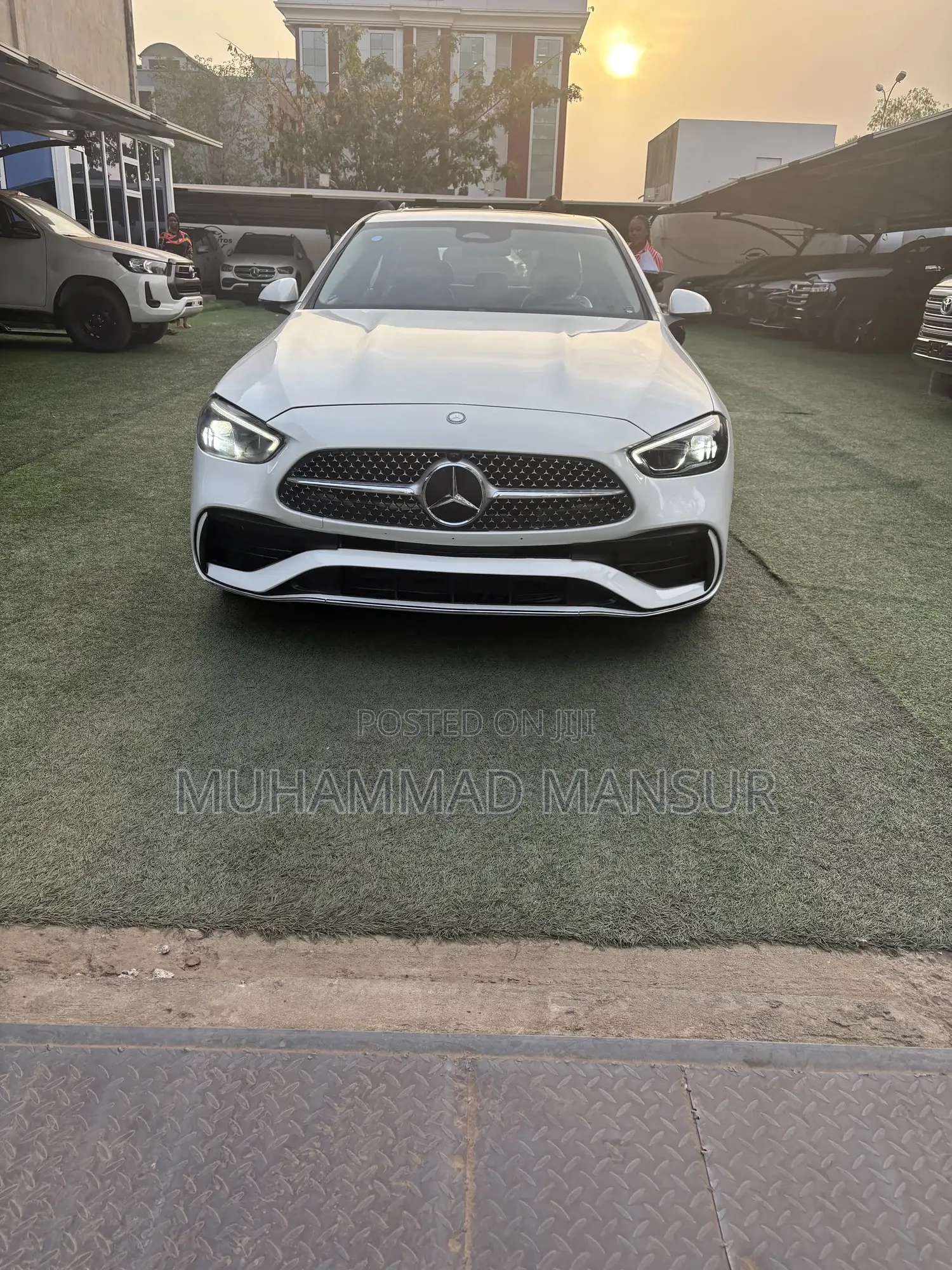 Mercedes-Benz C300 2022 White