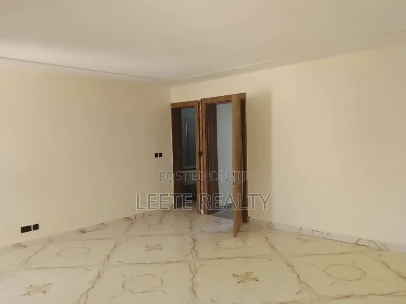 4bdrm Townhouse / Terrace in Maitama for rent