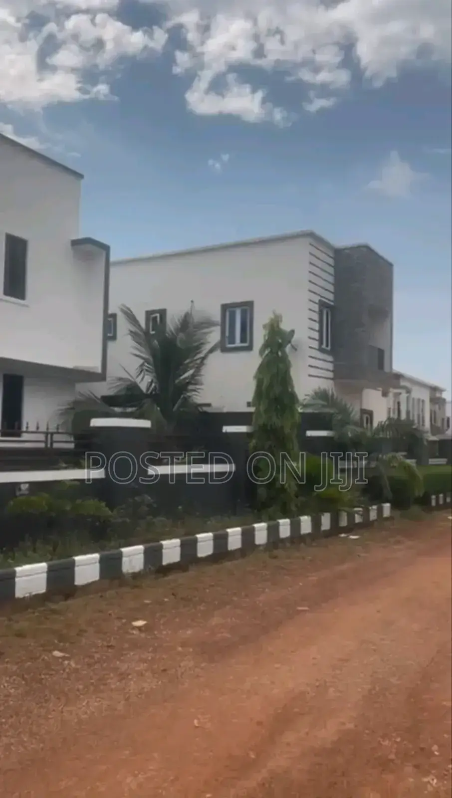 Furnished 7bdrm Duplex in Centenary City, Enugu for sale