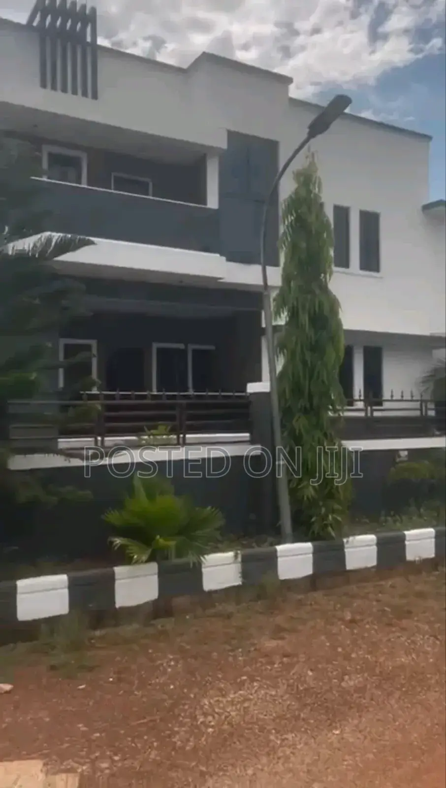 Furnished 7bdrm Duplex in Centenary City, Enugu for sale