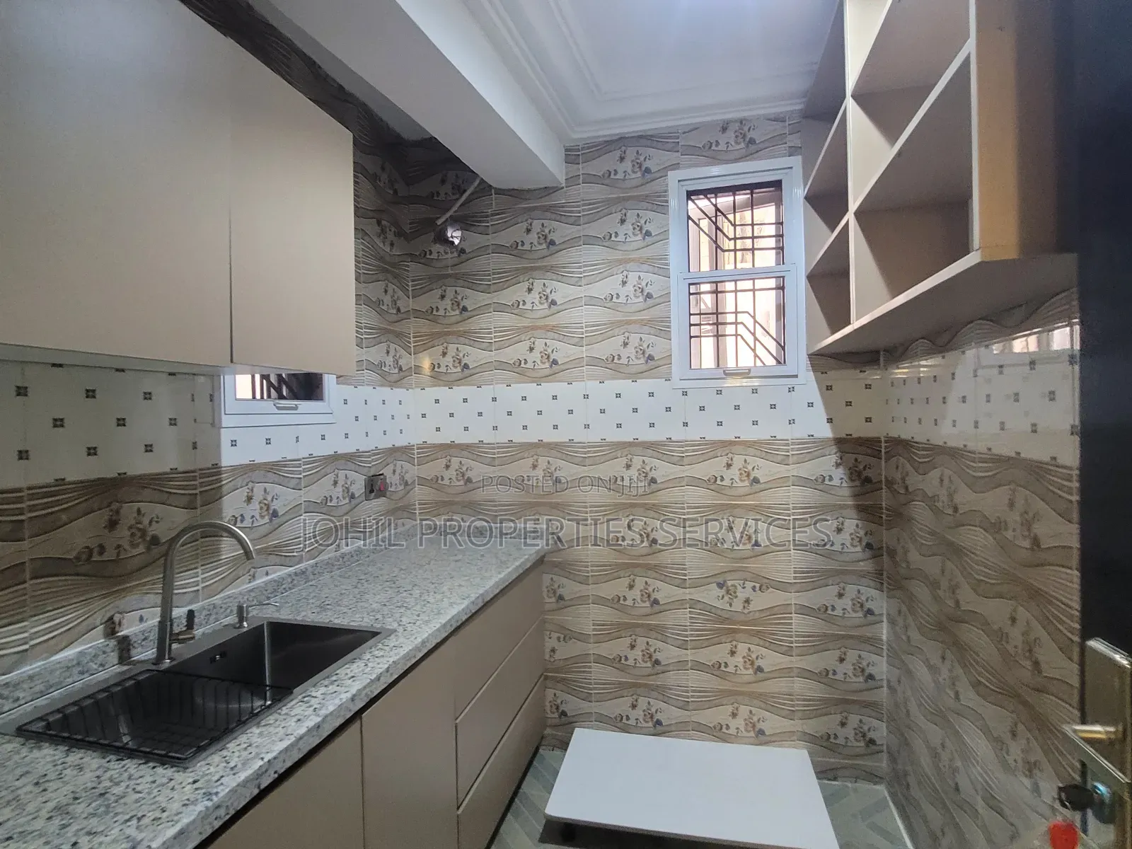 1bdrm Room & Parlour in Naf Valley Estate, Asokoro for rent