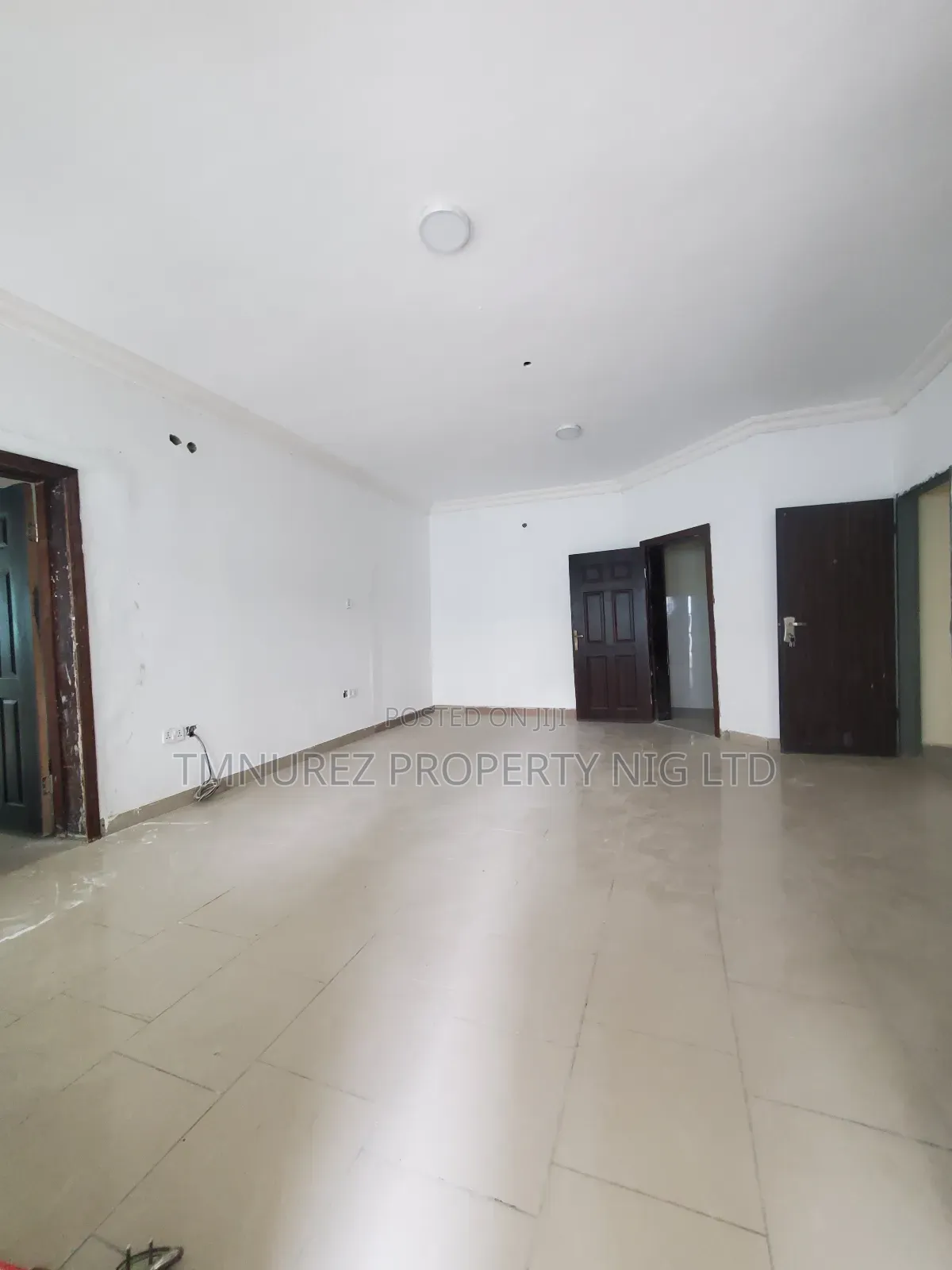 2bdrm Apartment in Chevron for rent
