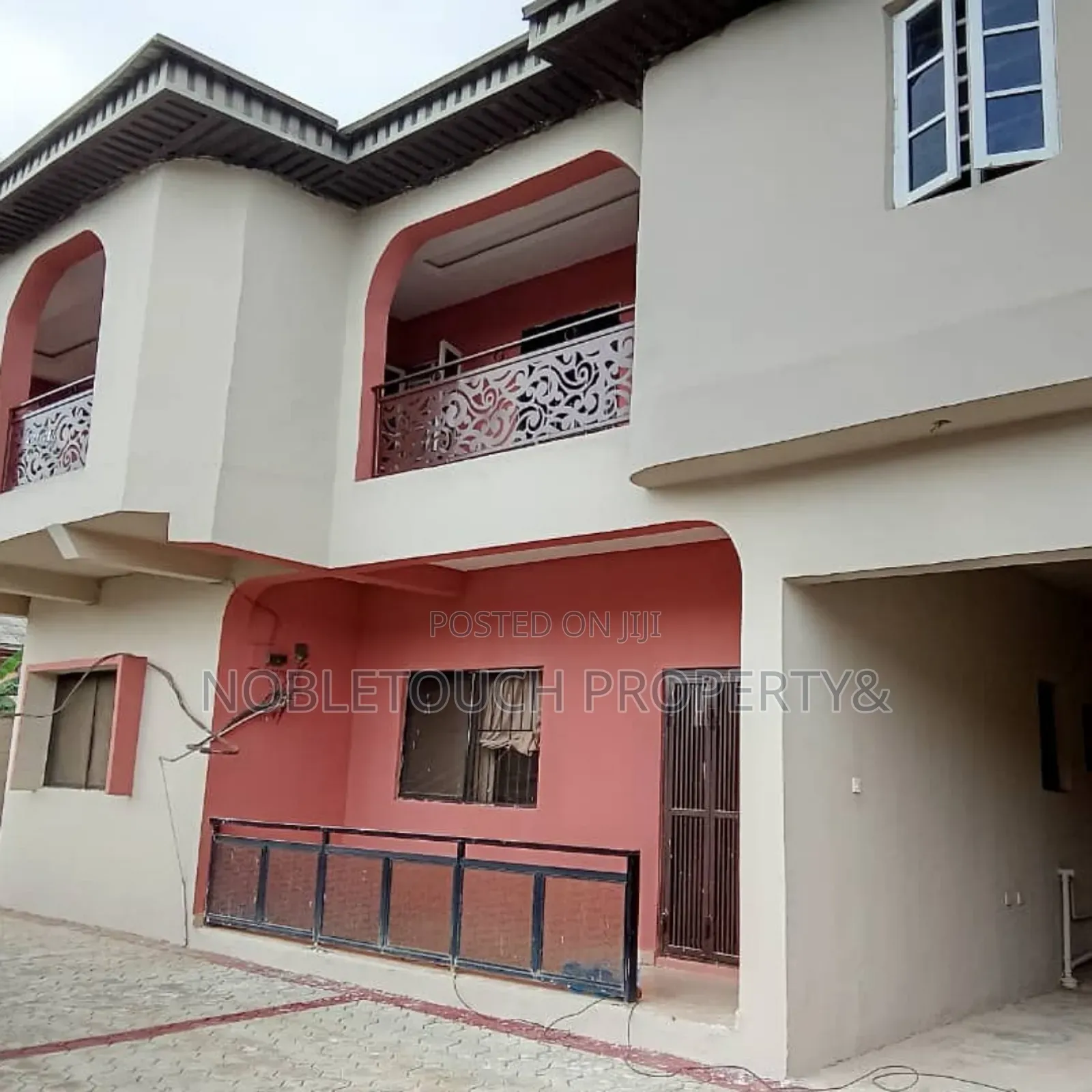 3bdrm Block of Flats in Egbeda Idimu Lagos, Pipeline for rent