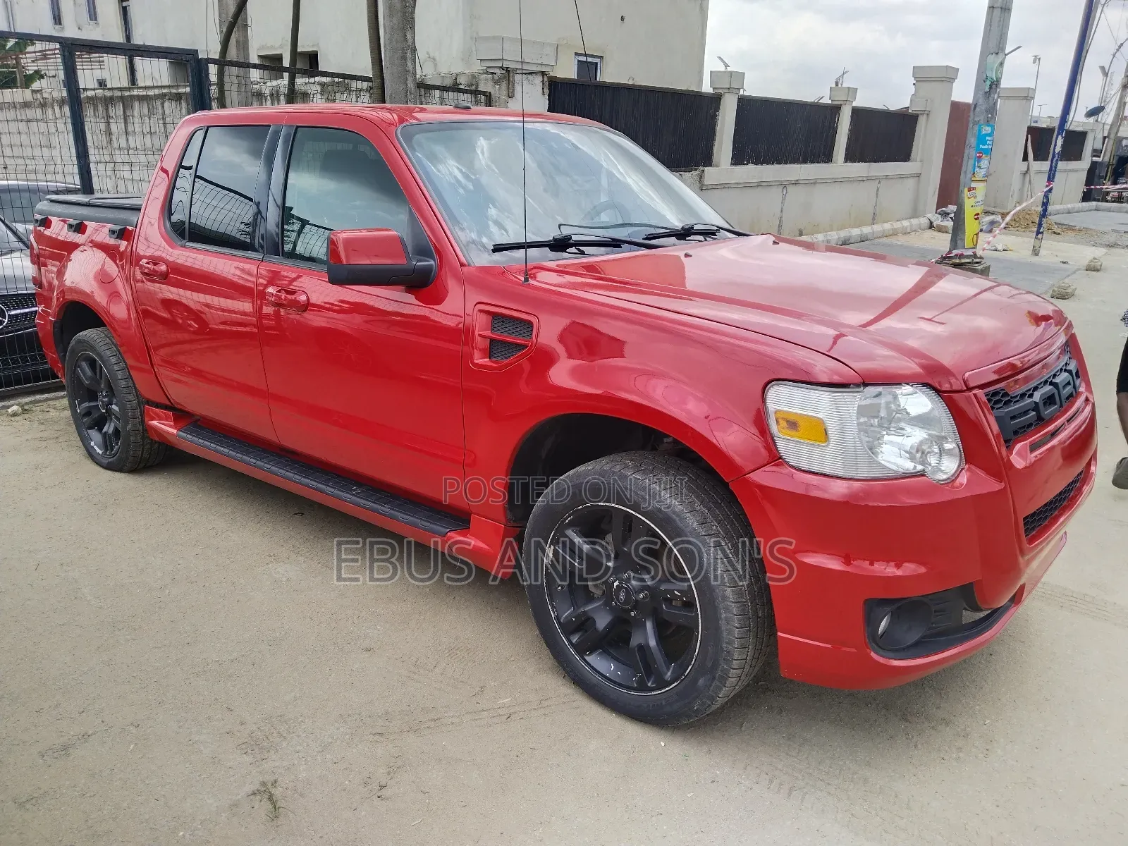 Ford Explorer 2010 Red