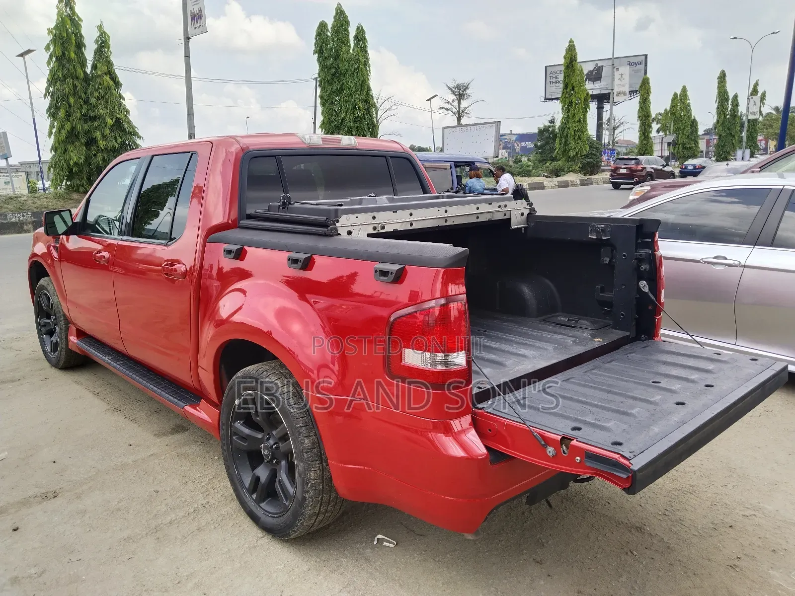 Ford Explorer 2010 Red