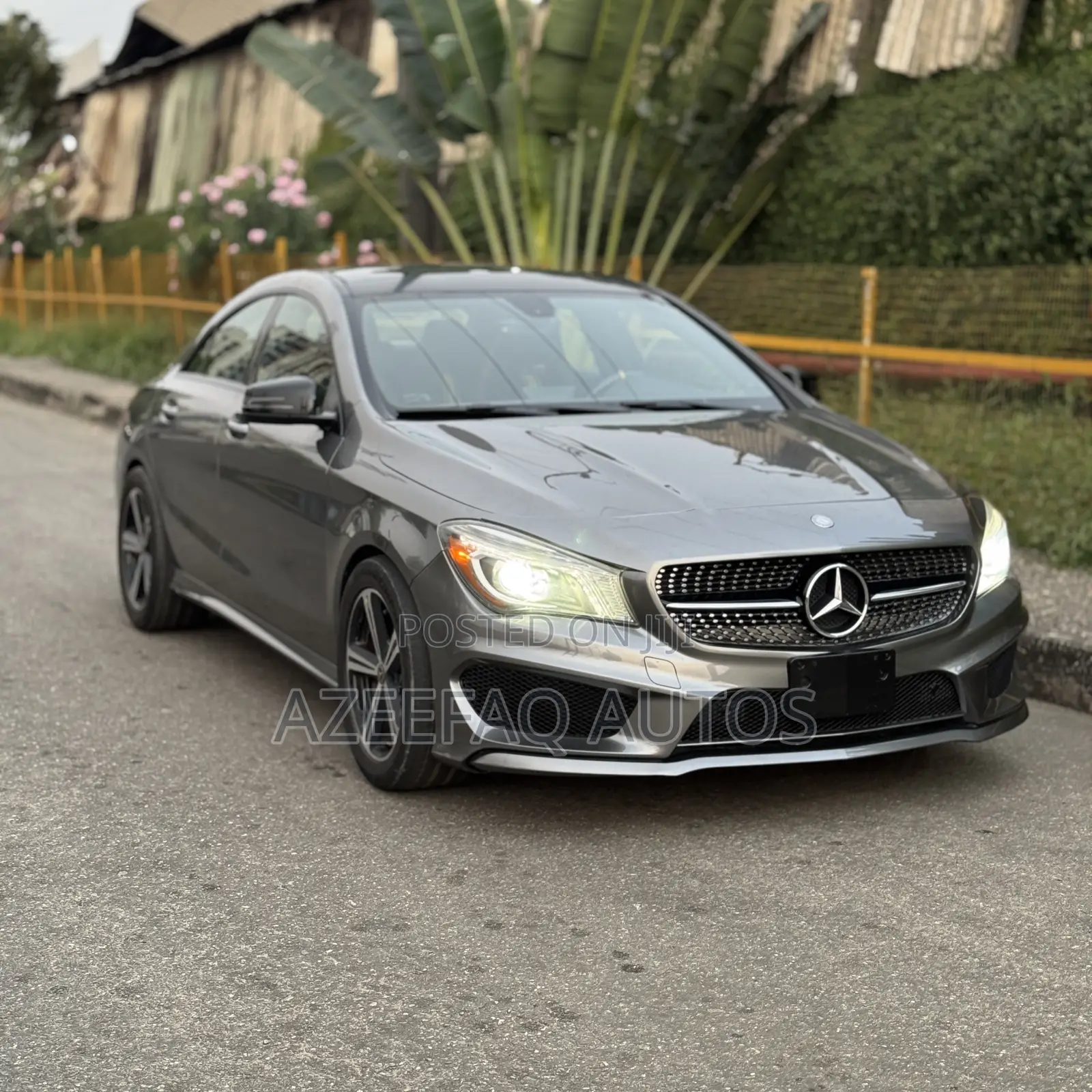 Mercedes-Benz CLA-Class CLA 250 4MATIC Sedan 2014 Gray