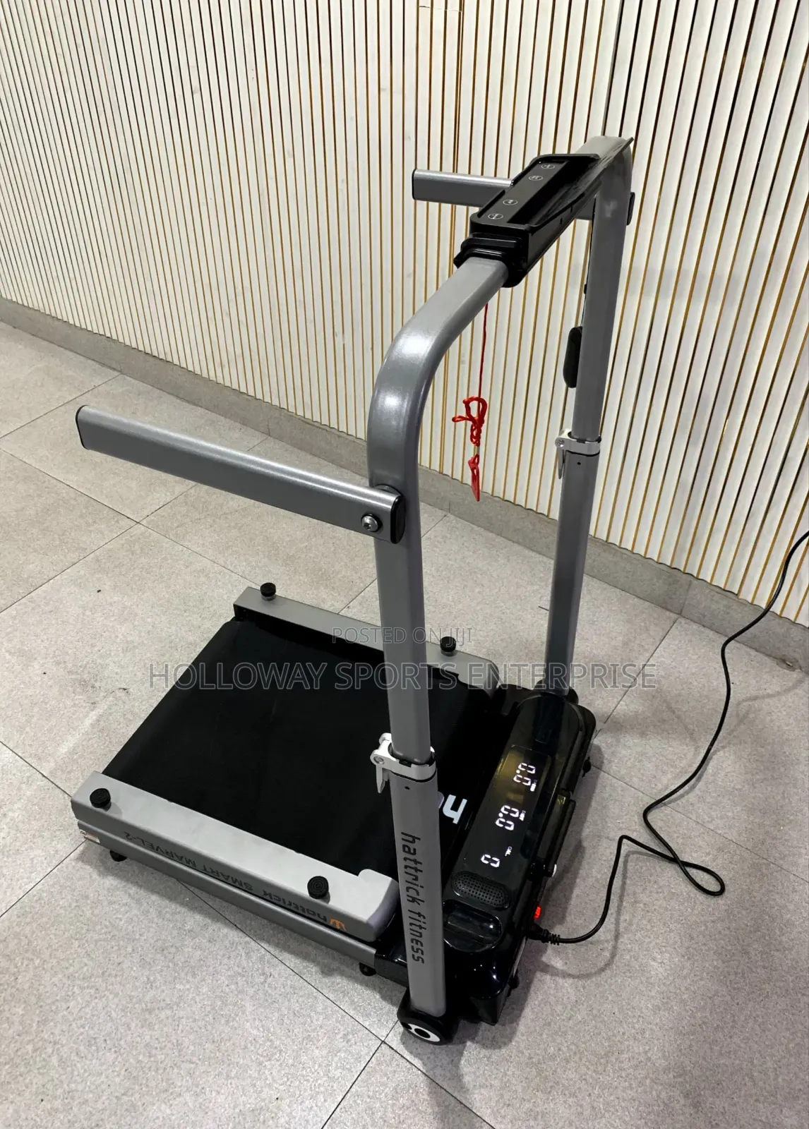 2hp Foldable Platform Treadmill Brand New