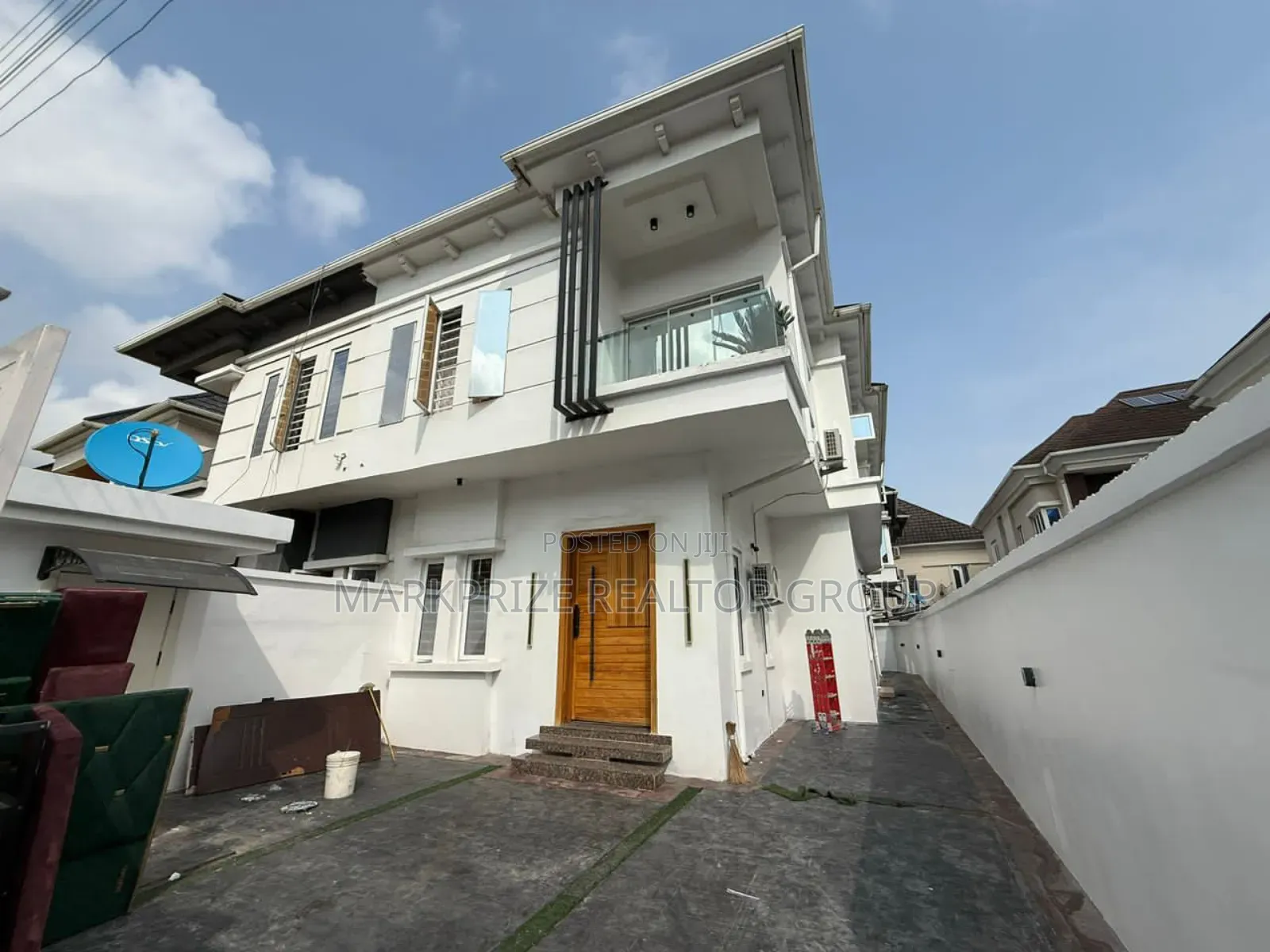 Furnished 4bdrm Duplex in Lekki for sale