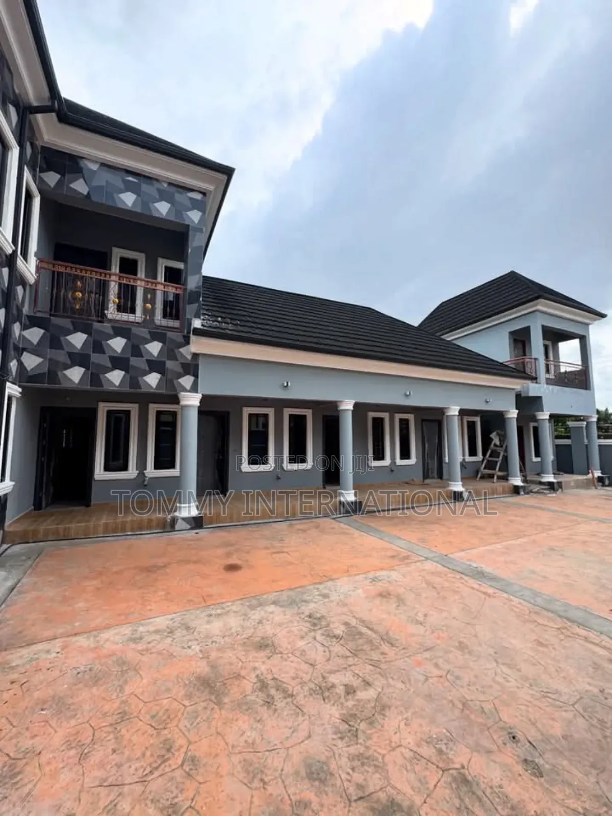 3bdrm Apartment in Port-Harcourt for sale