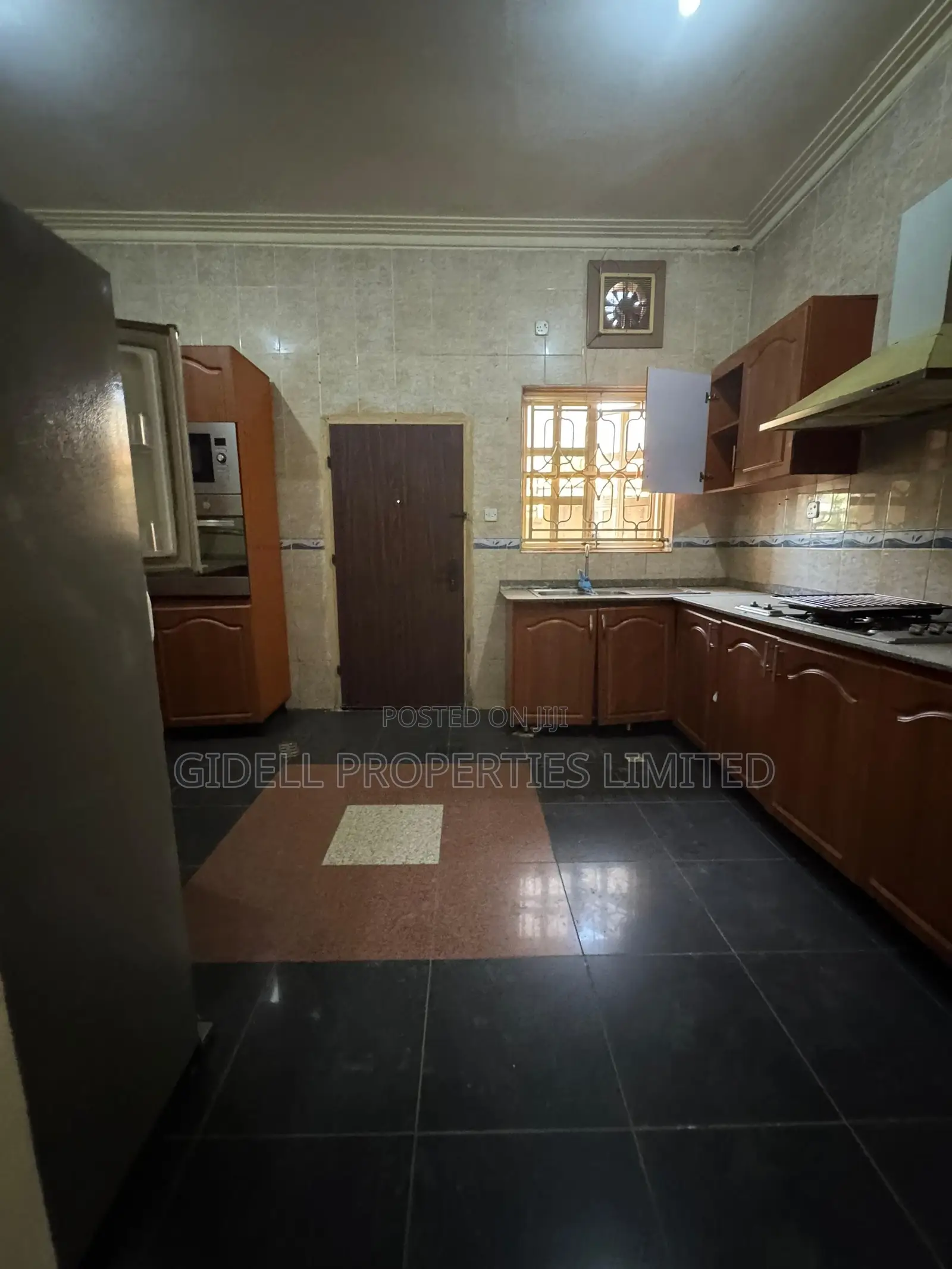 3bdrm Apartment in Maitama for rent