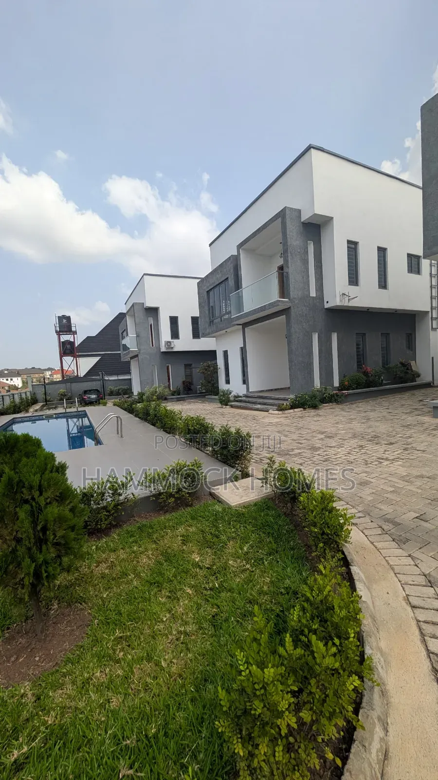 5bdrm Duplex in Kolapo Ishola Gra, Akobo for rent