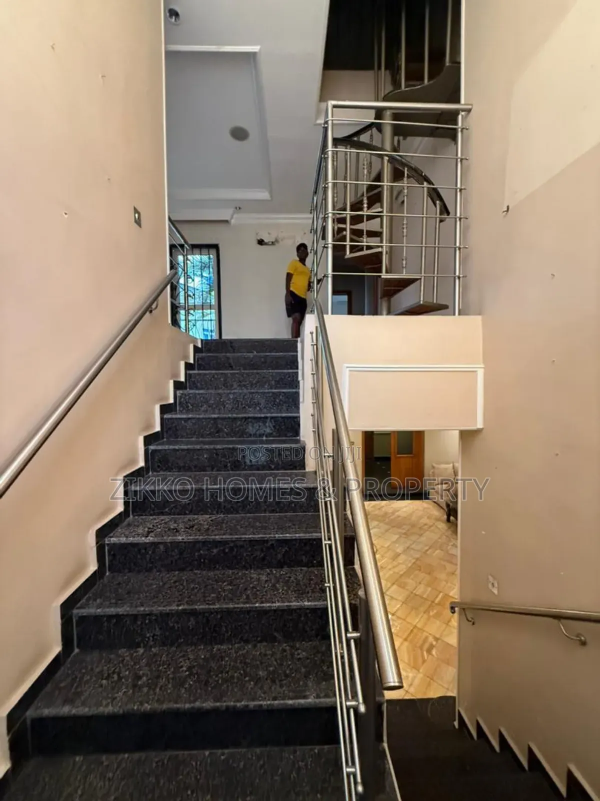 4bdrm Duplex in Victoria Gardan City, Lekki for sale