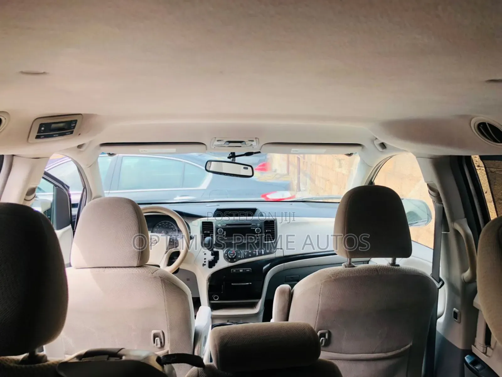 Toyota Sienna LE AWD 7-Passenger 2013 Gray